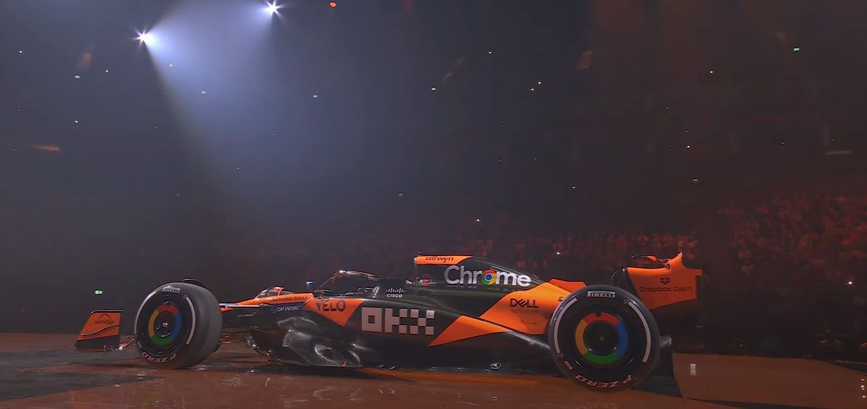 McLaren mostró todos los coches con los que ha obtenido Mundiales, así como el reciente título del Mundial de constructores. 