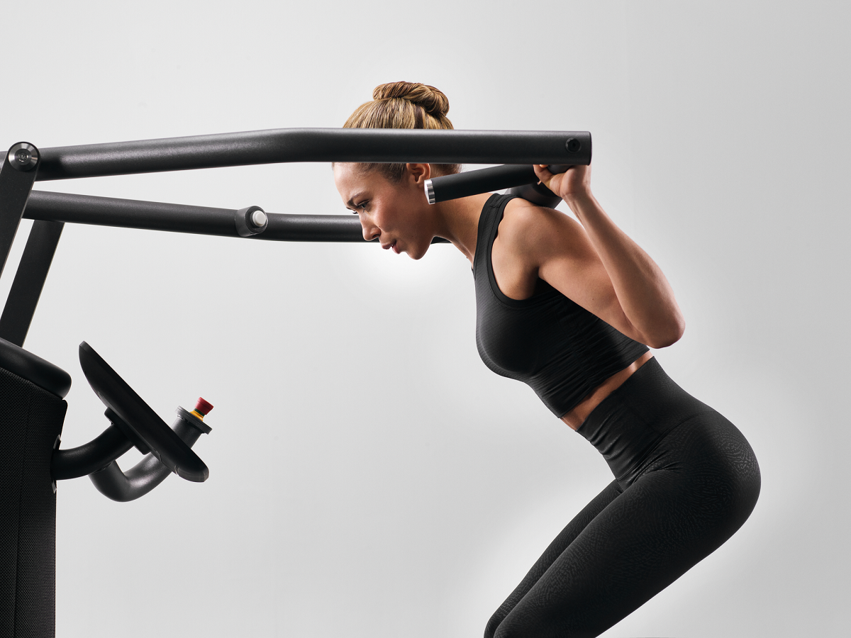 EGYM ha lanzado la Smart Strength Squat, la vigésima incorporación a la popular serie Smart Strength