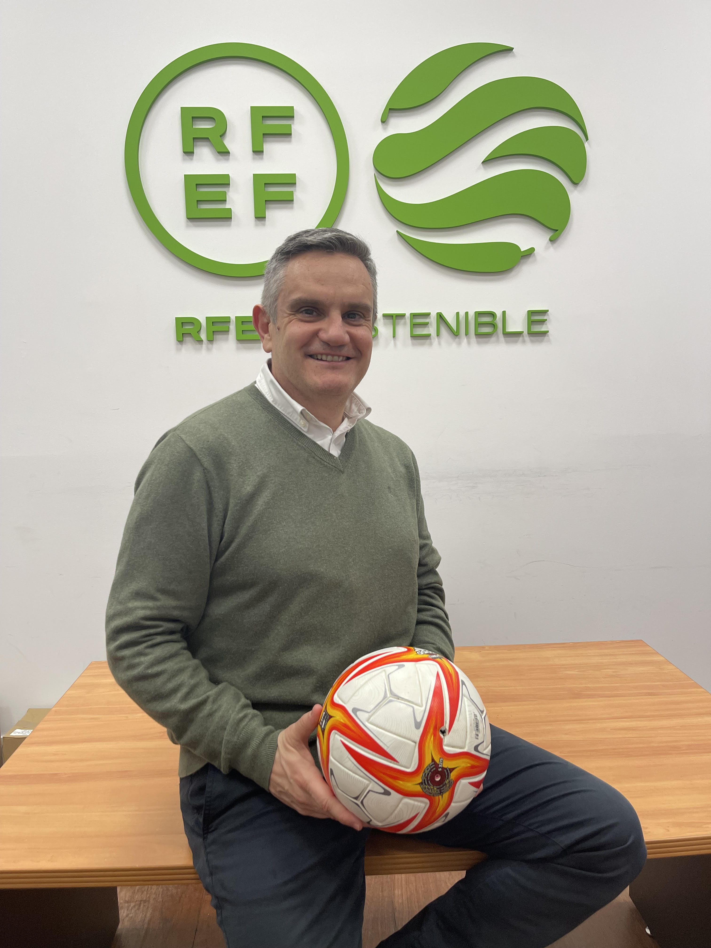 ignacio solana director marca y rsc rfef