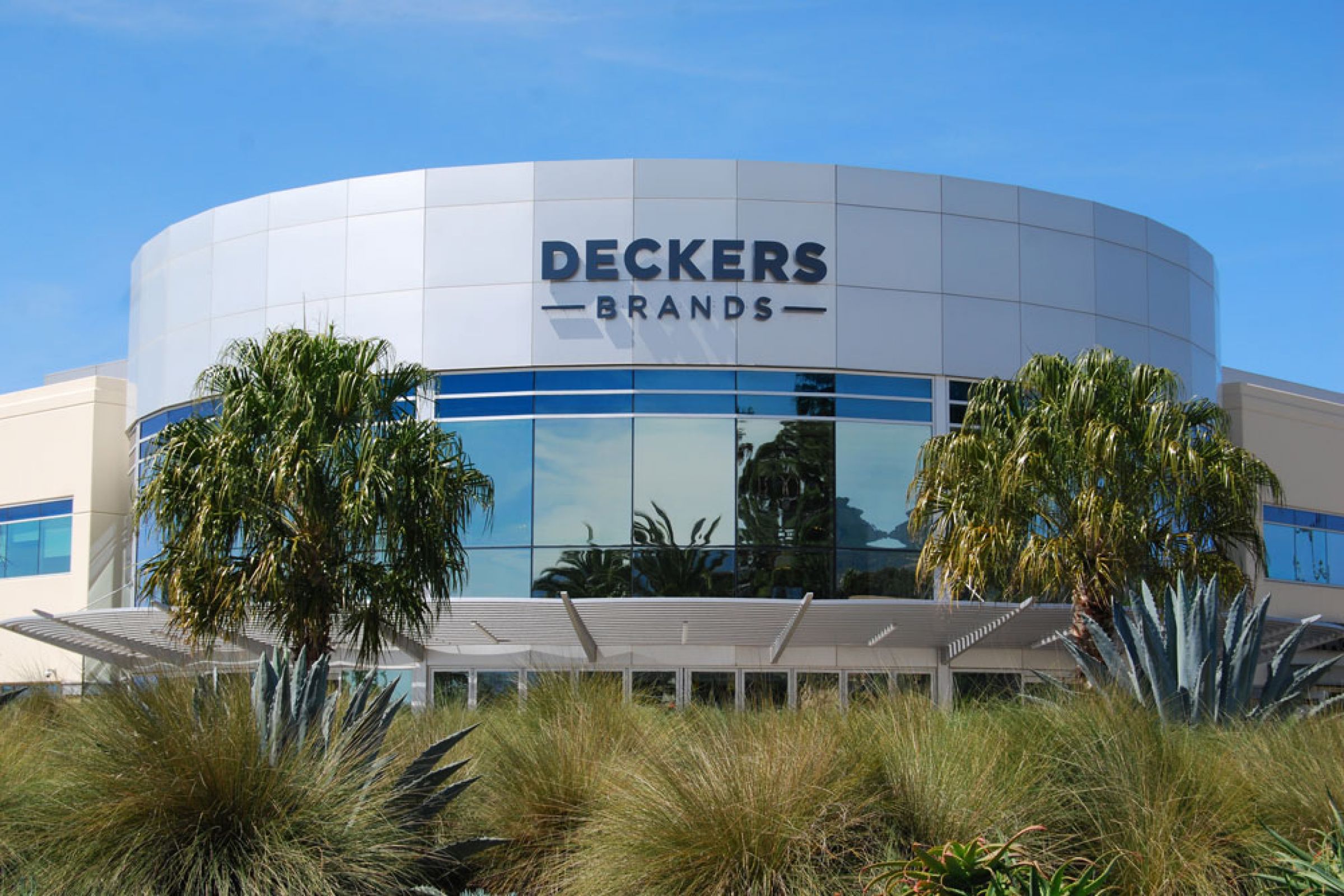 deckers brands sede