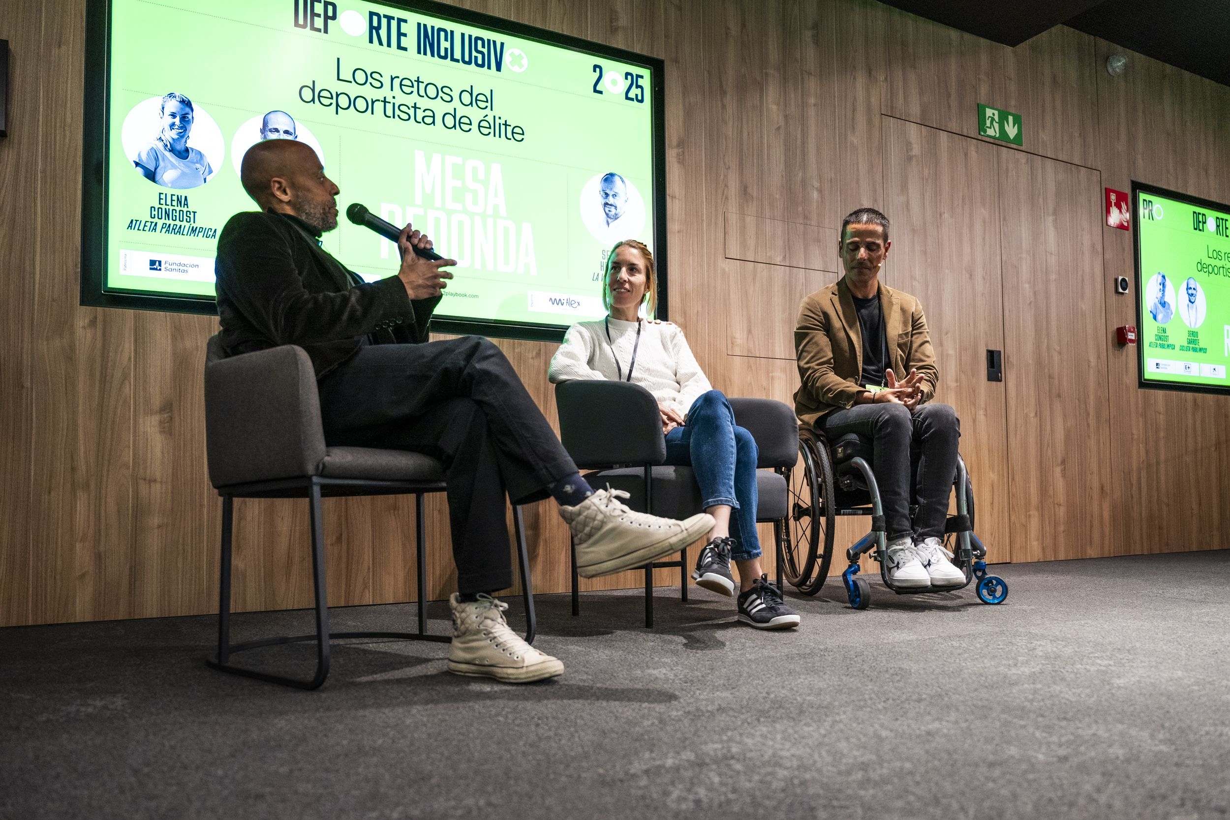 Mesa de deportistas de PRO Deporte Inclusivo 2025