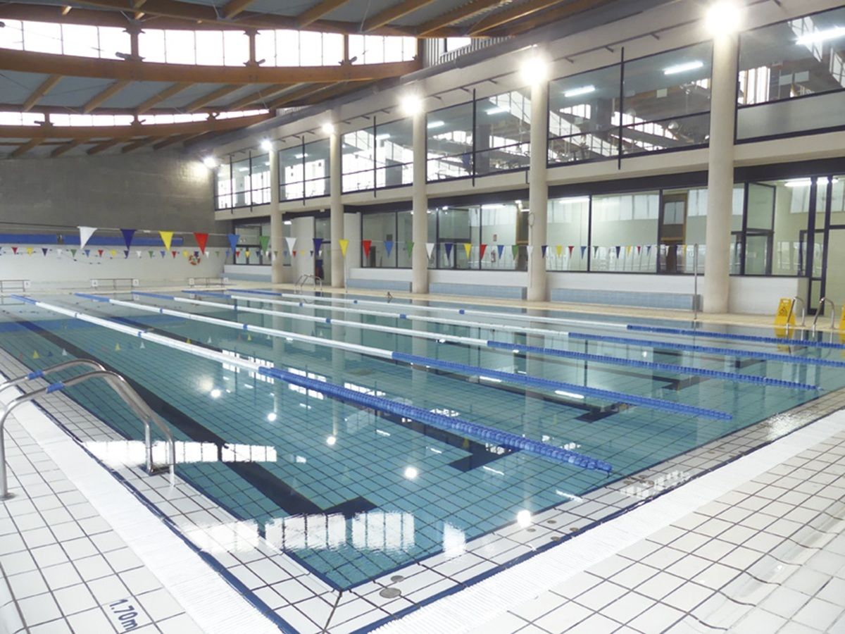 Bañueta Kiroldegia - Polideportivo de Amurrio piscina