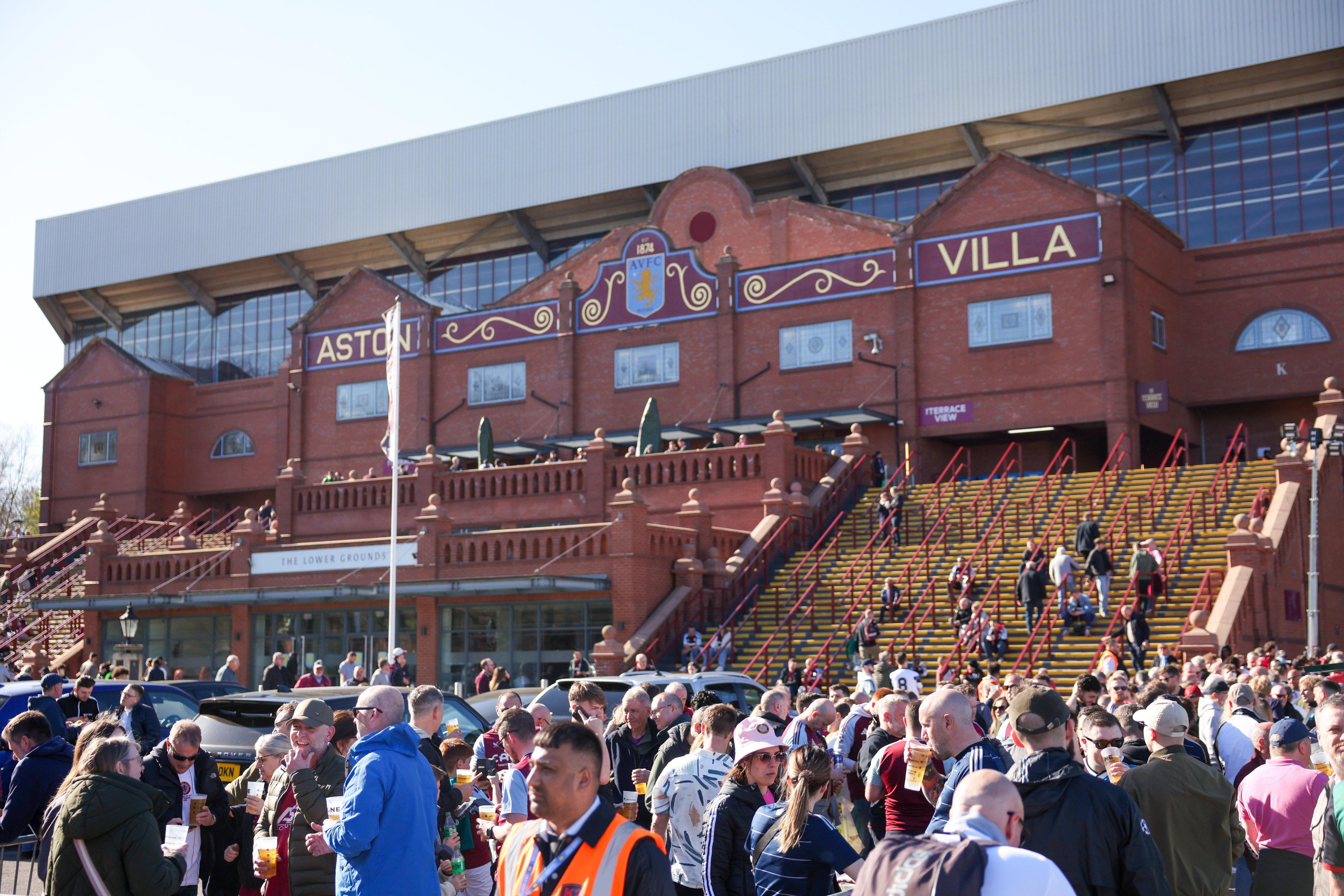 Aston Villa Estadio Premier League