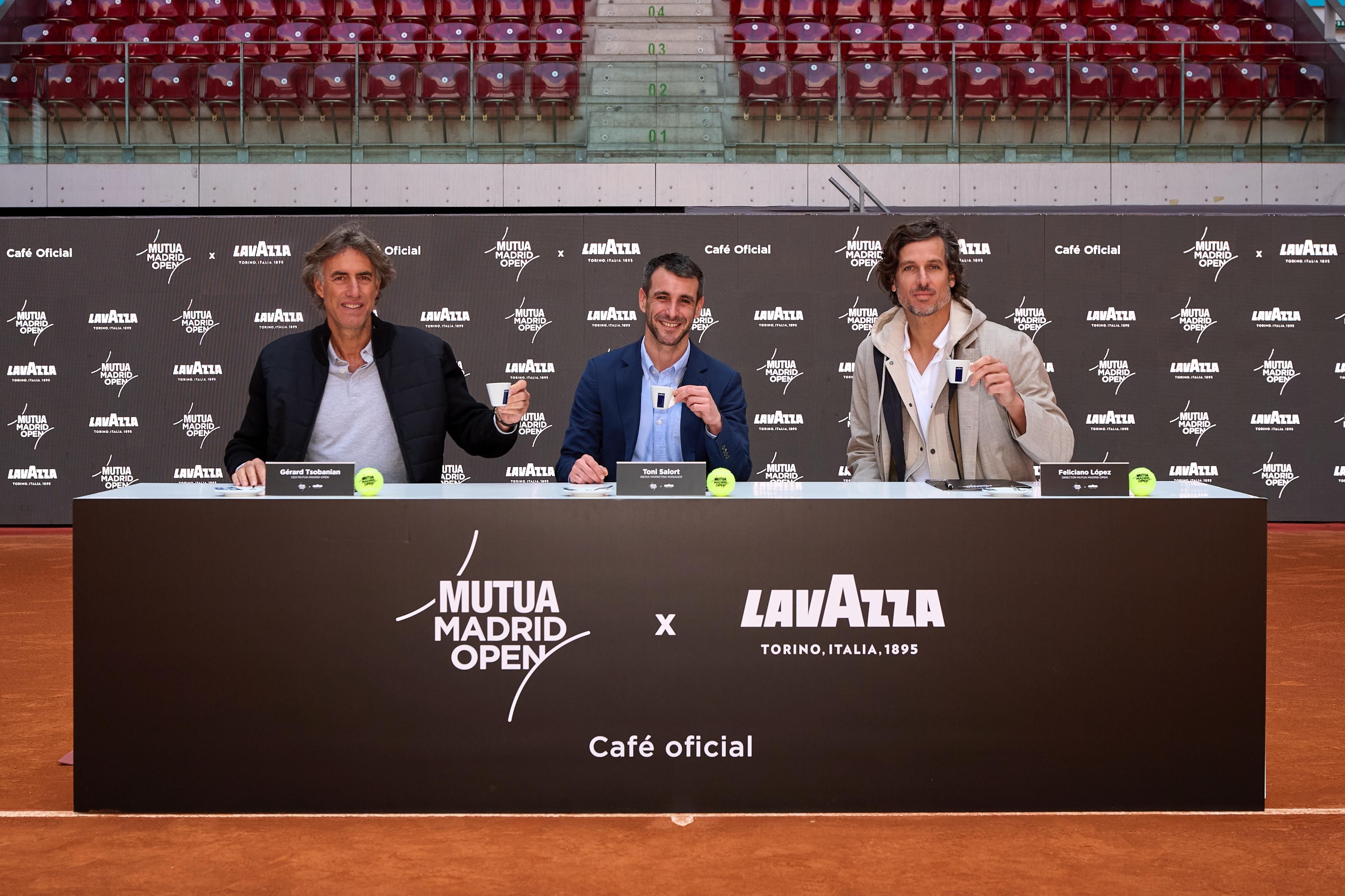 Gerard Tsobiain y Feliciano Lopez con Toni Salort de Lavazza en Mutua Madrid Open