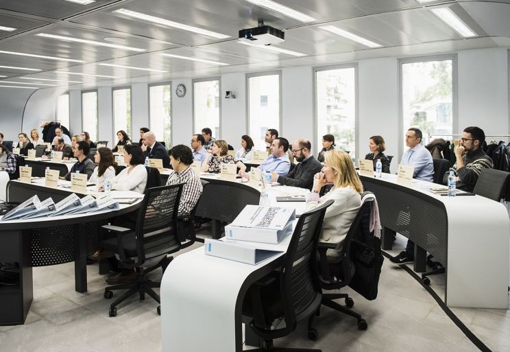 D2F Partners y Esade colaboran en el programa ejecutivo BMTSE D2F Partners y Esade colaboran en el programa ejecutivo BMTSE