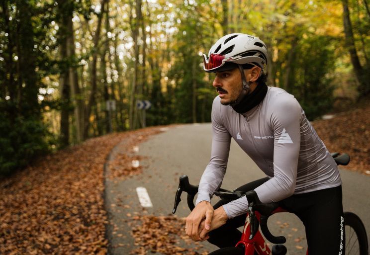 Everesting es un reto deportivo que puede realizarse en distintas disciplinas Everesting es un reto deportivo que puede realizarse en distintas disciplinas