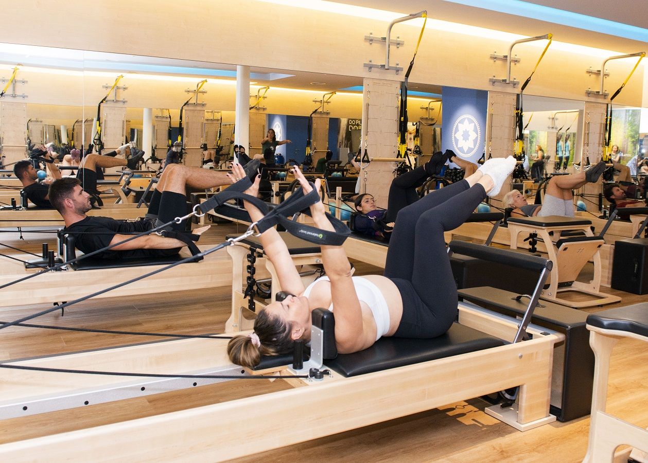 En las sesiones de Club Pilates se trabaja todo el cuerpo, y especialmente el abdomen, la espalda, los muslos, los glúteos y el suelo pélvico