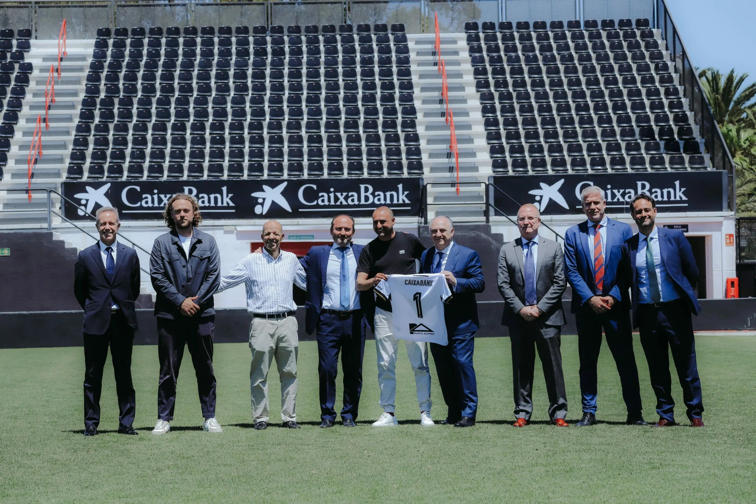 AD Ceuta CaixaBank Patrocinio LaLiga 2025