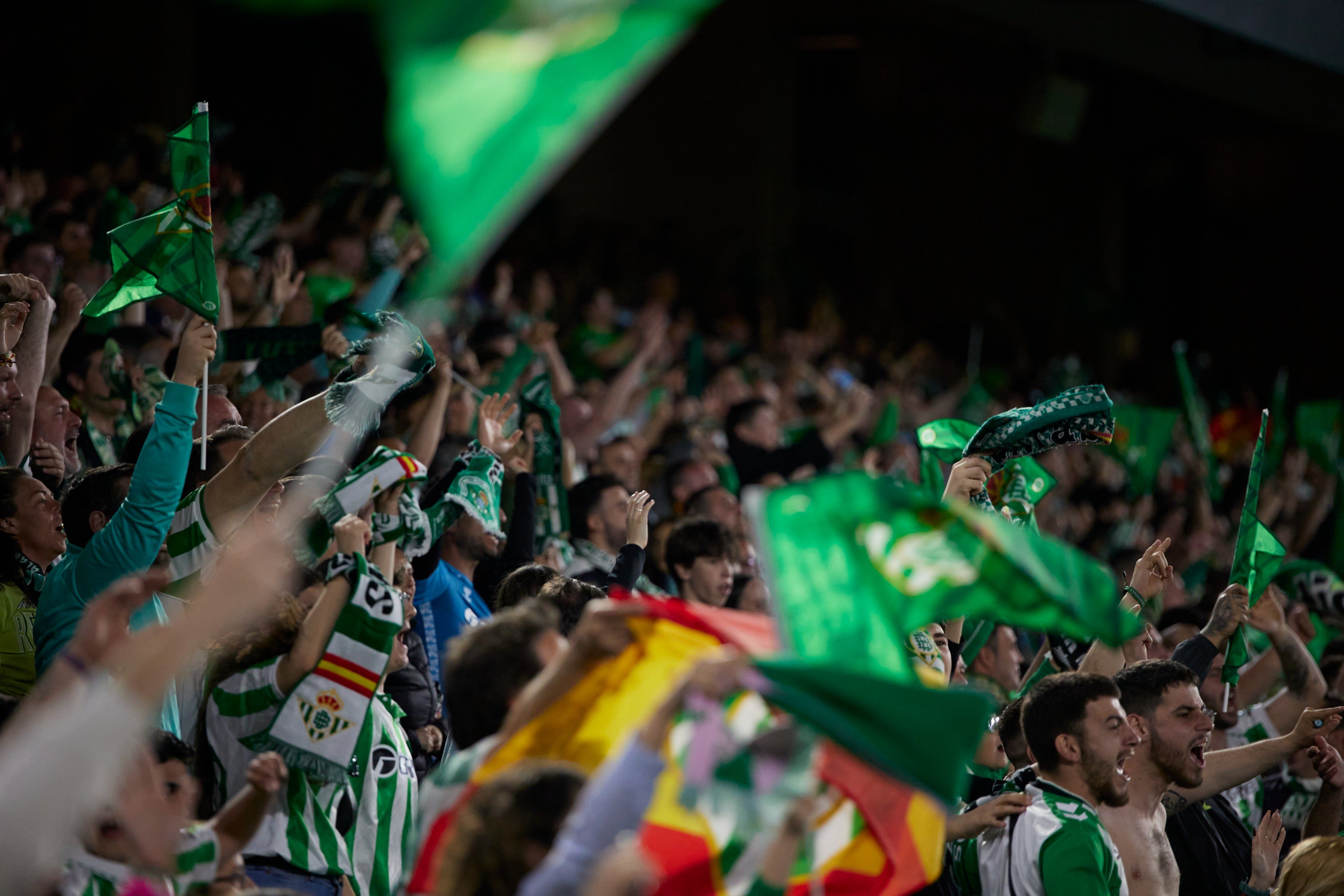 Real Betis Gradas Aficion Fan Attendance LaLiga 2025