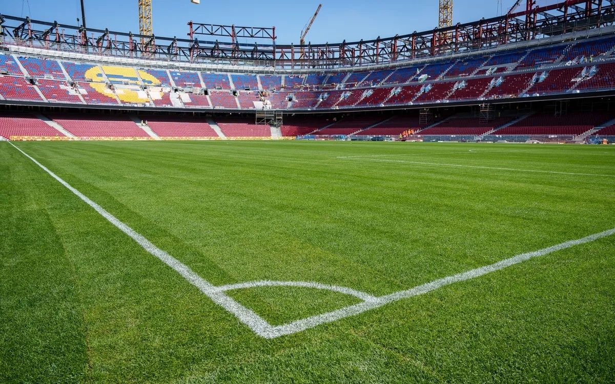 Camp Nou Barça Obras césped Spotify 2025
