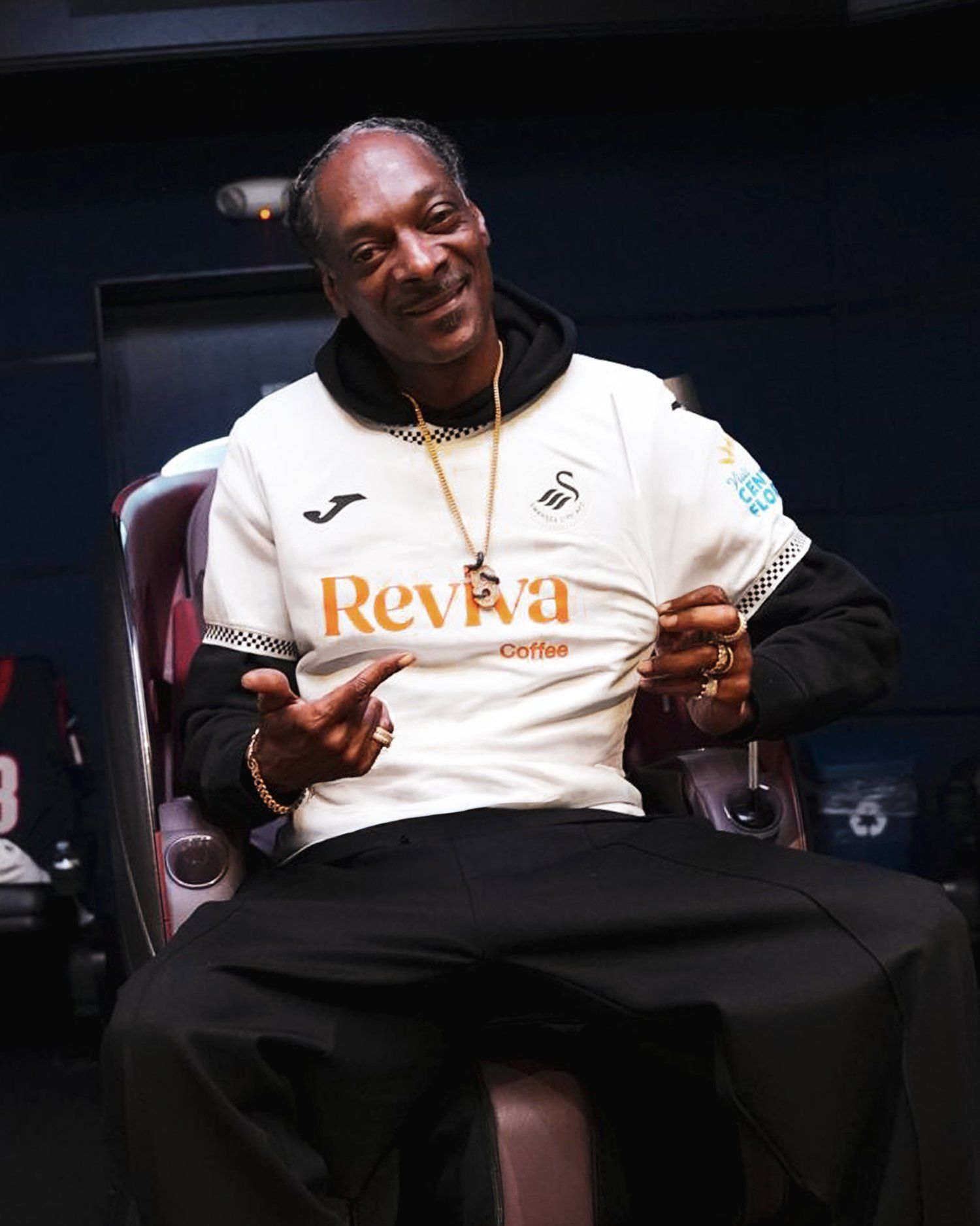 Snop Dogg Swansea City 2025-2026
