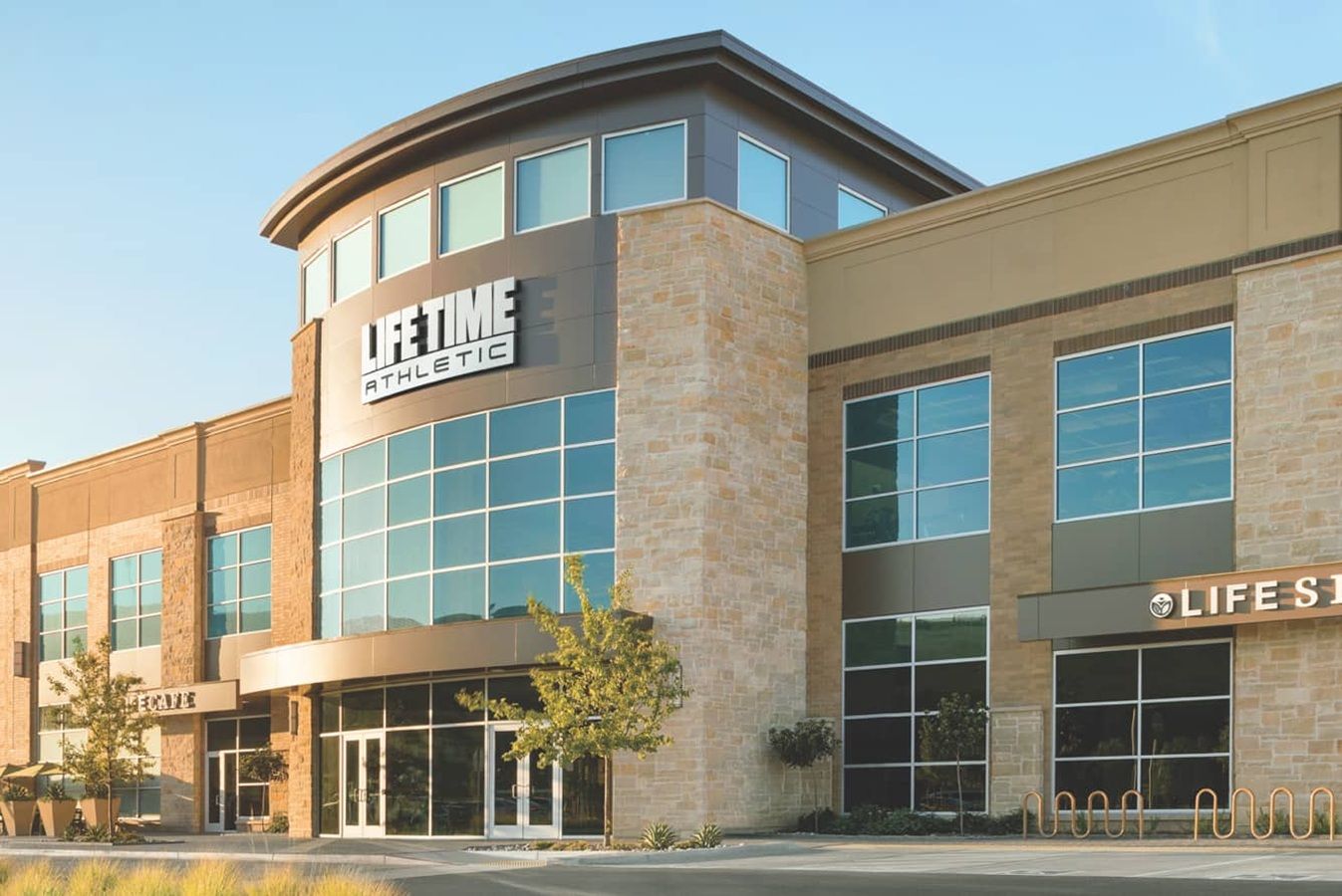 Gimnasio Life Time