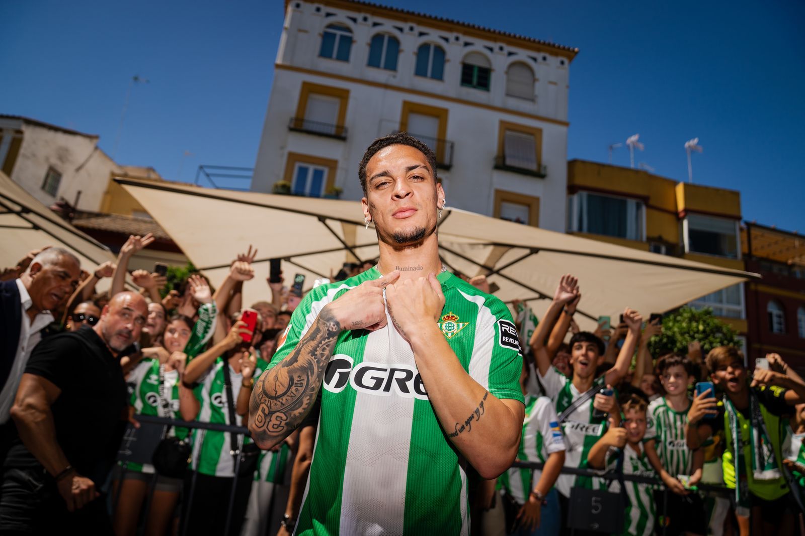 Real Betis Antony fichajes aficion recurso camiseta 2025