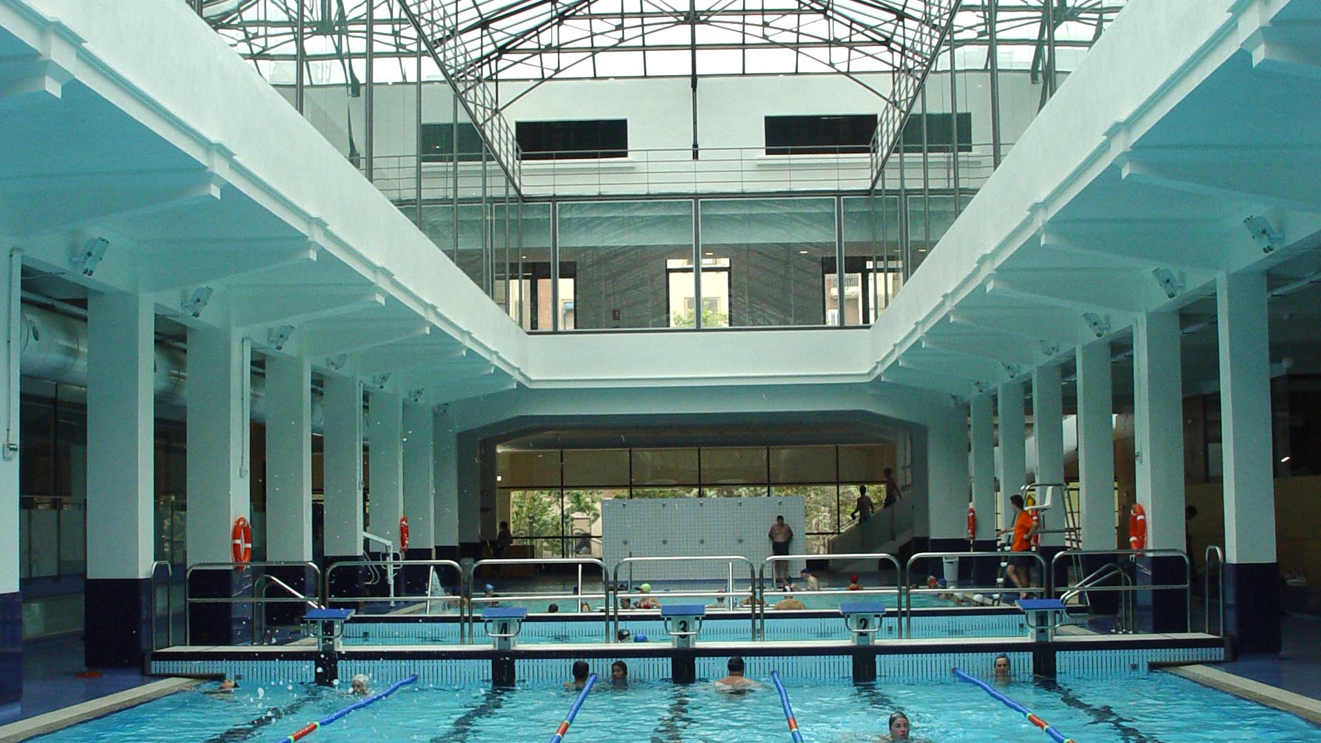 Complejo Deportivo y Cultural de Abastos Valencia Complejo Deportivo y Cultural de Abastos Valencia