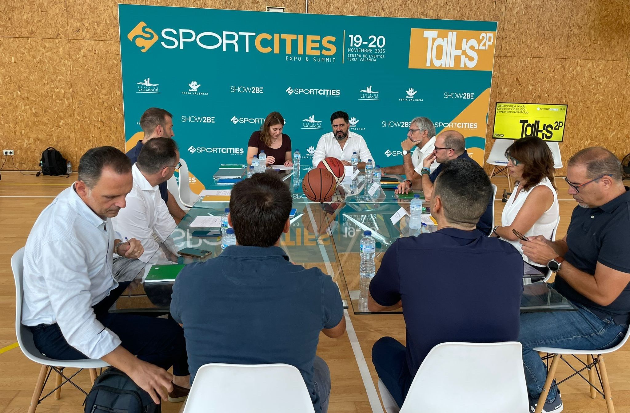 En 2Playbook Talks by SPORTCITIES Expo & Summit se debatió sobre la tecnología como aliada para elevar la gestión y experiencia en el club