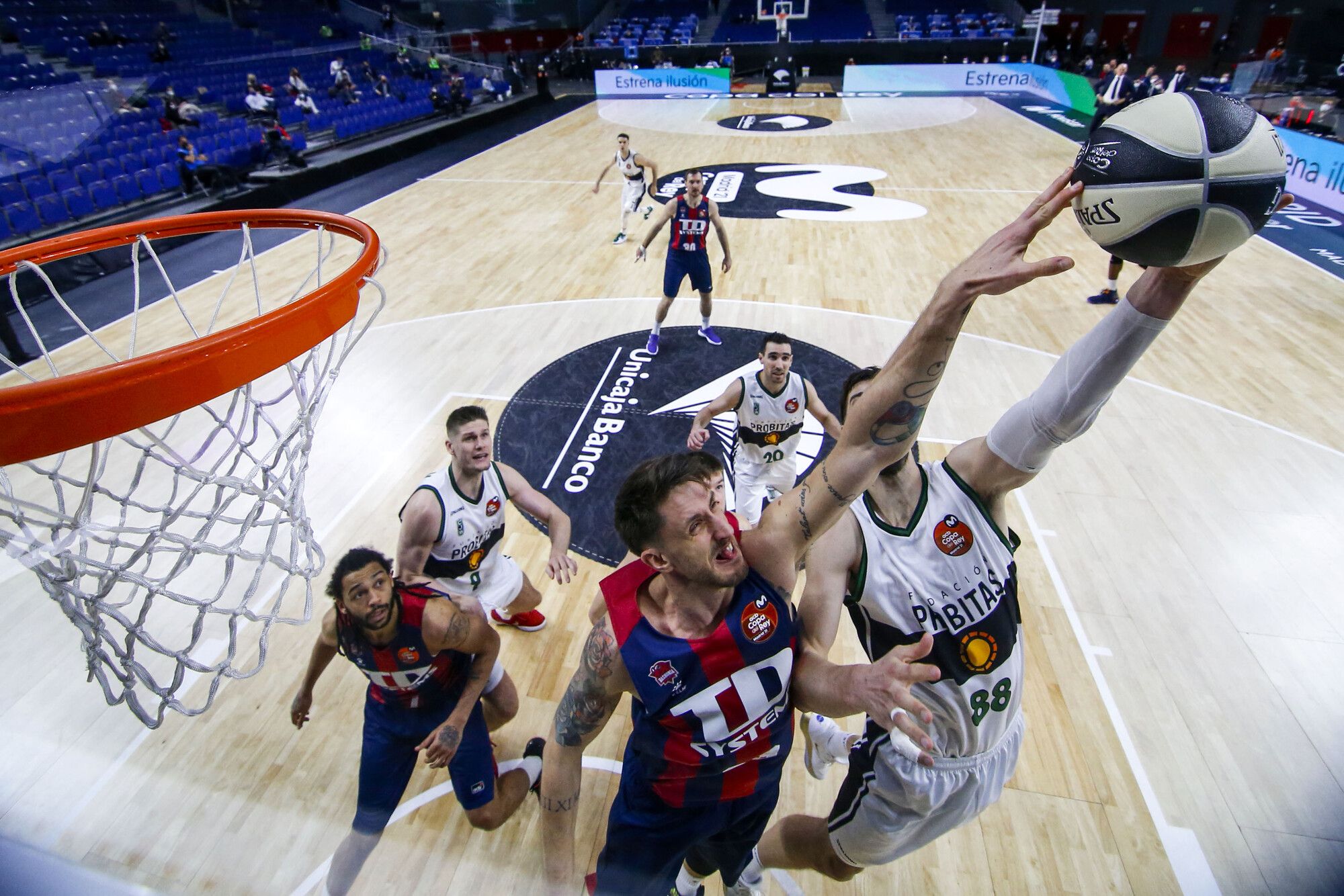 Baskonia - Joventut. ACB Photo