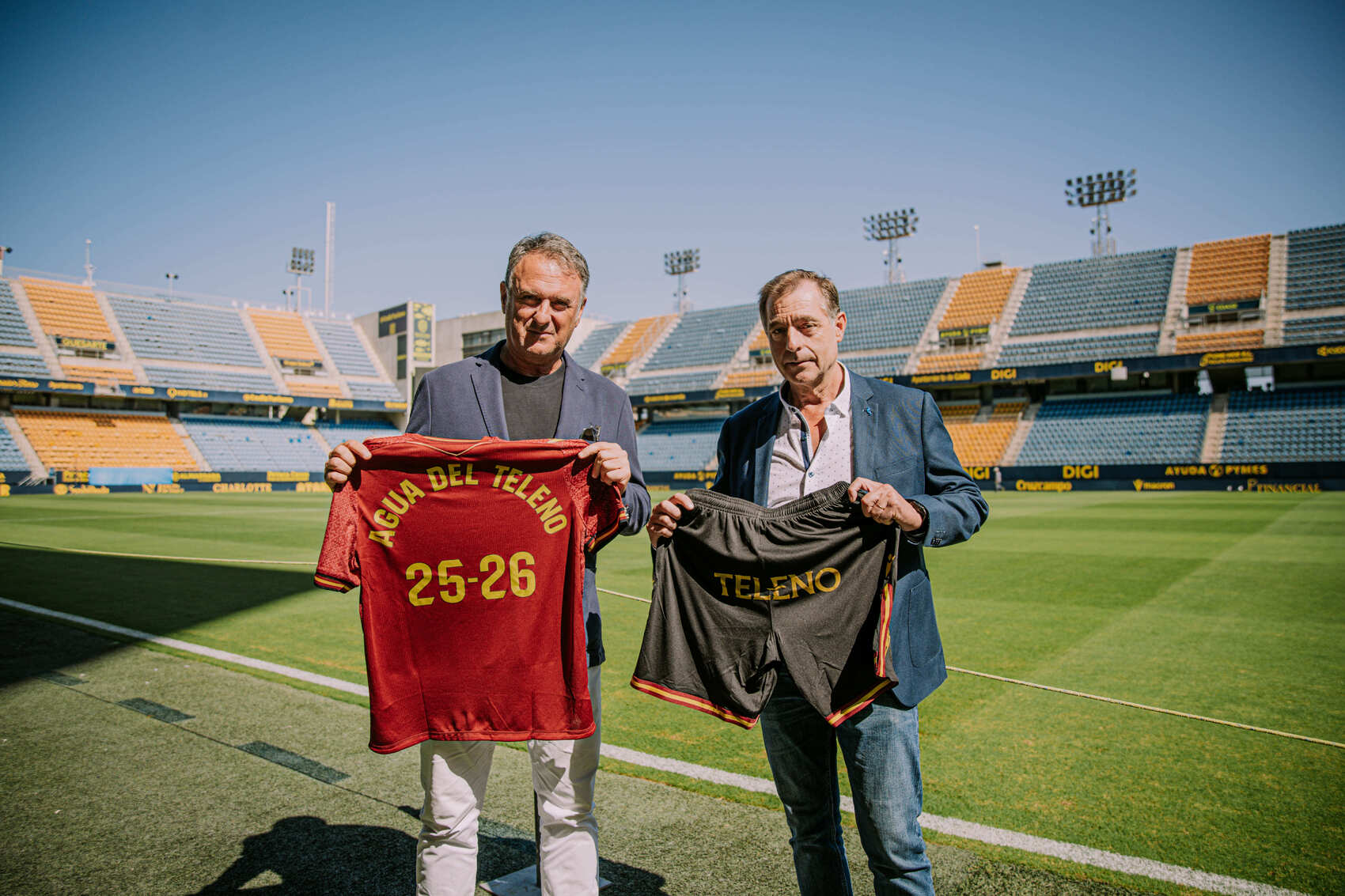 Cádiz CF Agua del Teleno Patrocinador 2025 2026 Cádiz CF Agua del Teleno Patrocinador 2025 2026