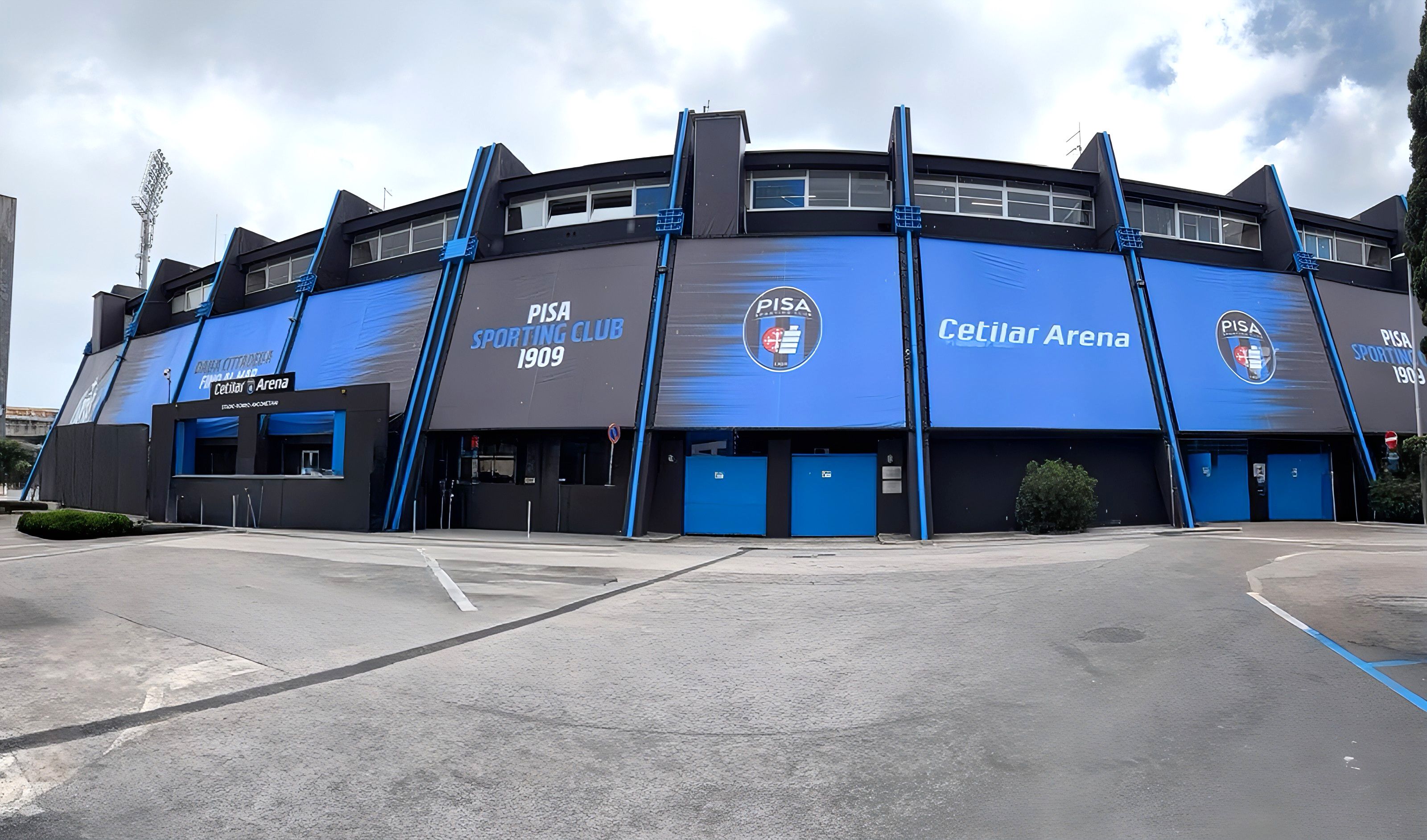 Arena Garibaldi Pisa SC fachada 2025