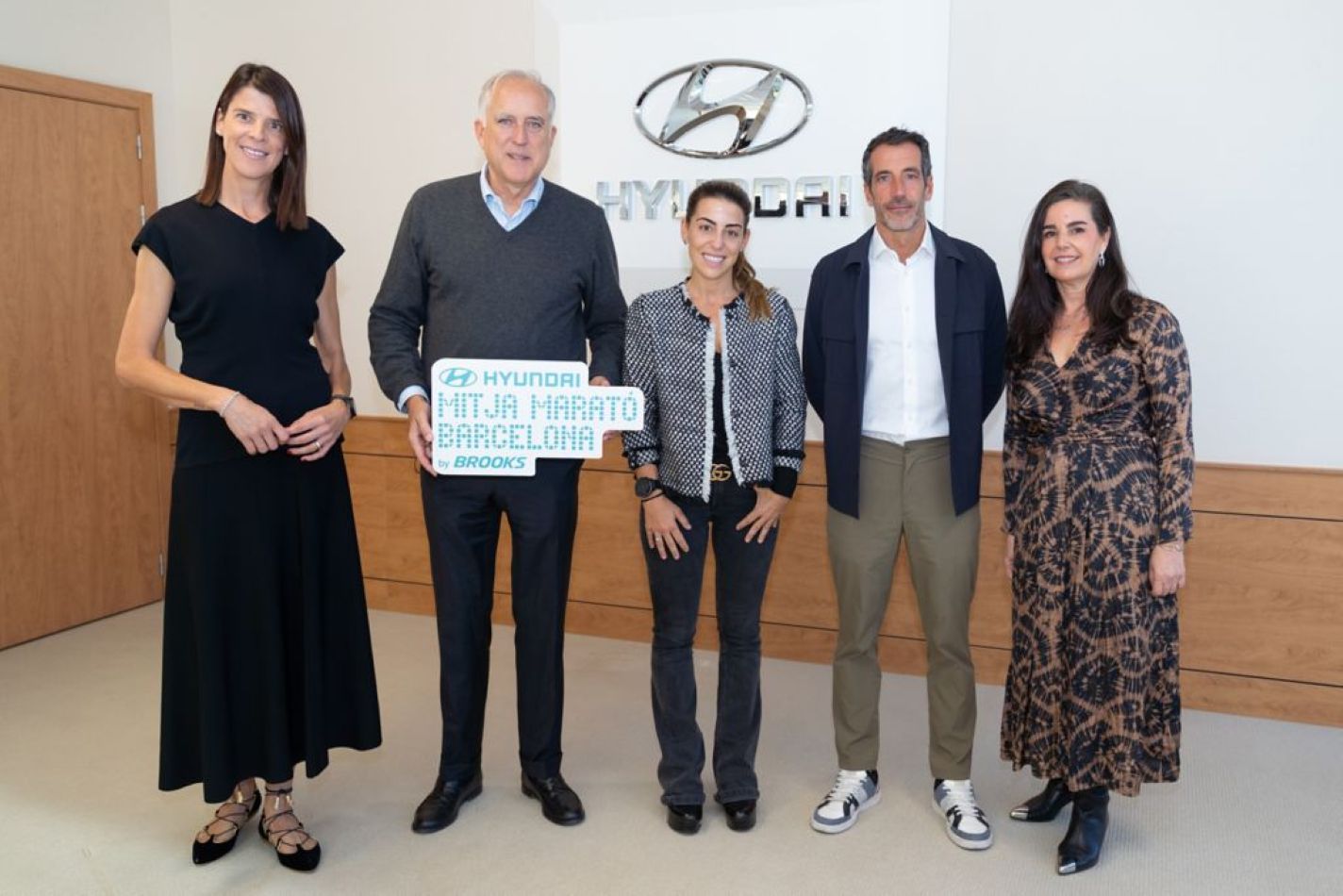 hyundai title sponsor de la mitja marato barcelona 05