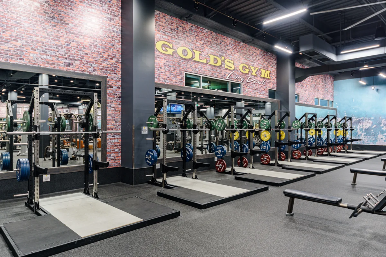Gold's Gym Long Beach gimnasio