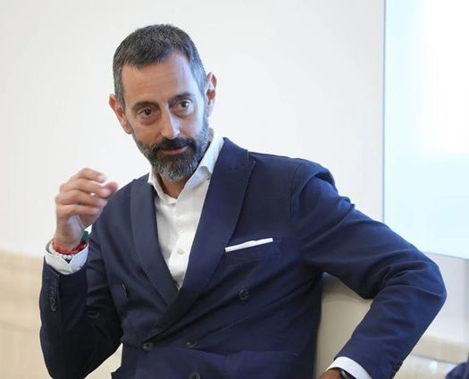 IN OUT González Dans