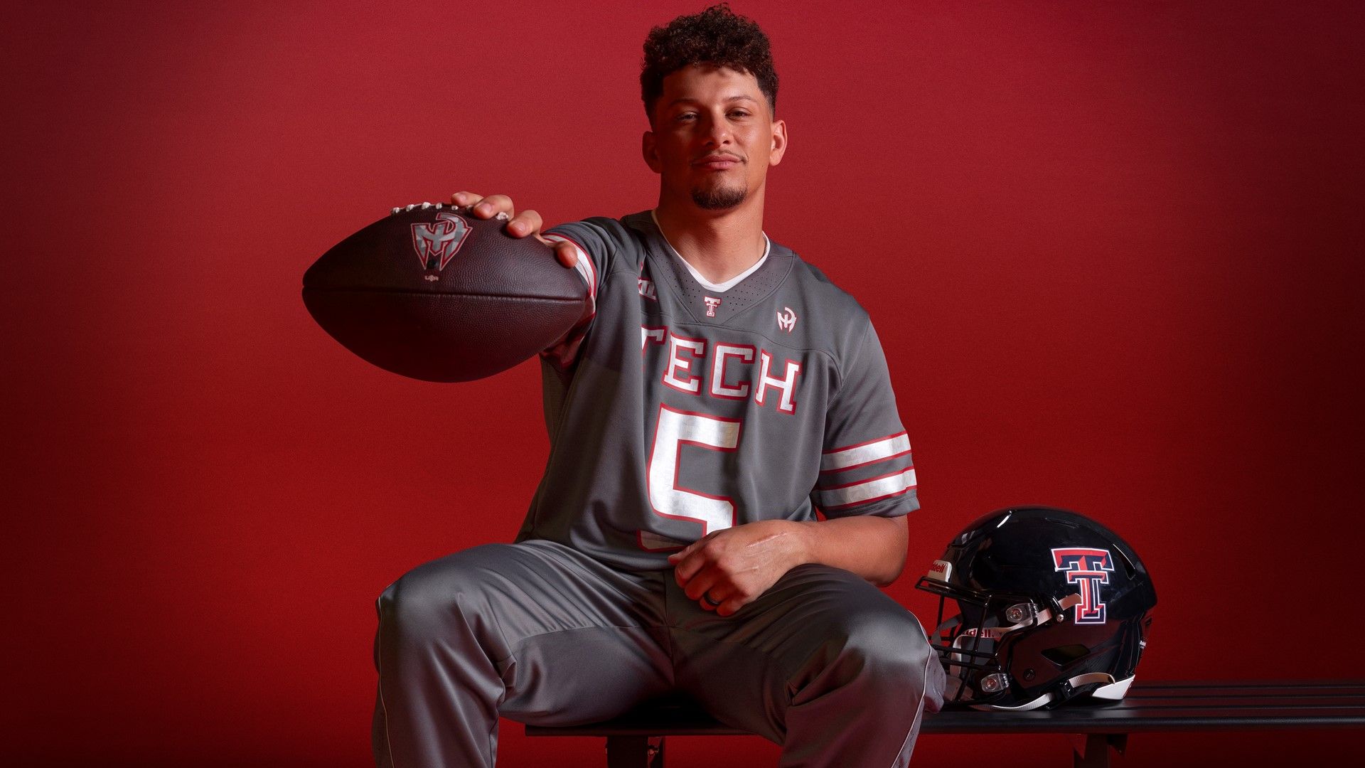 Mahomes Adidas Marca Patrocinador 2025