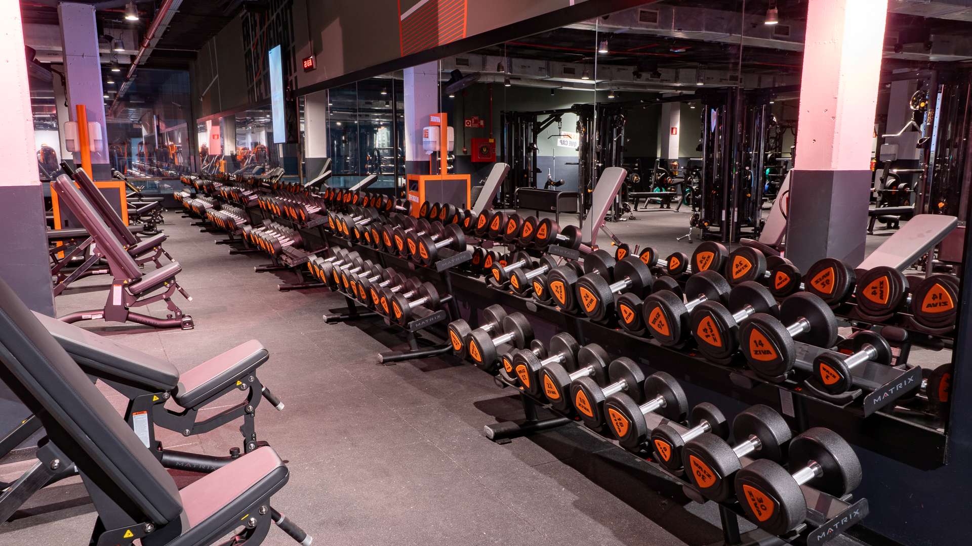 Basic-Fit gimnasio Hospitalet de Llobregat Interior 2 