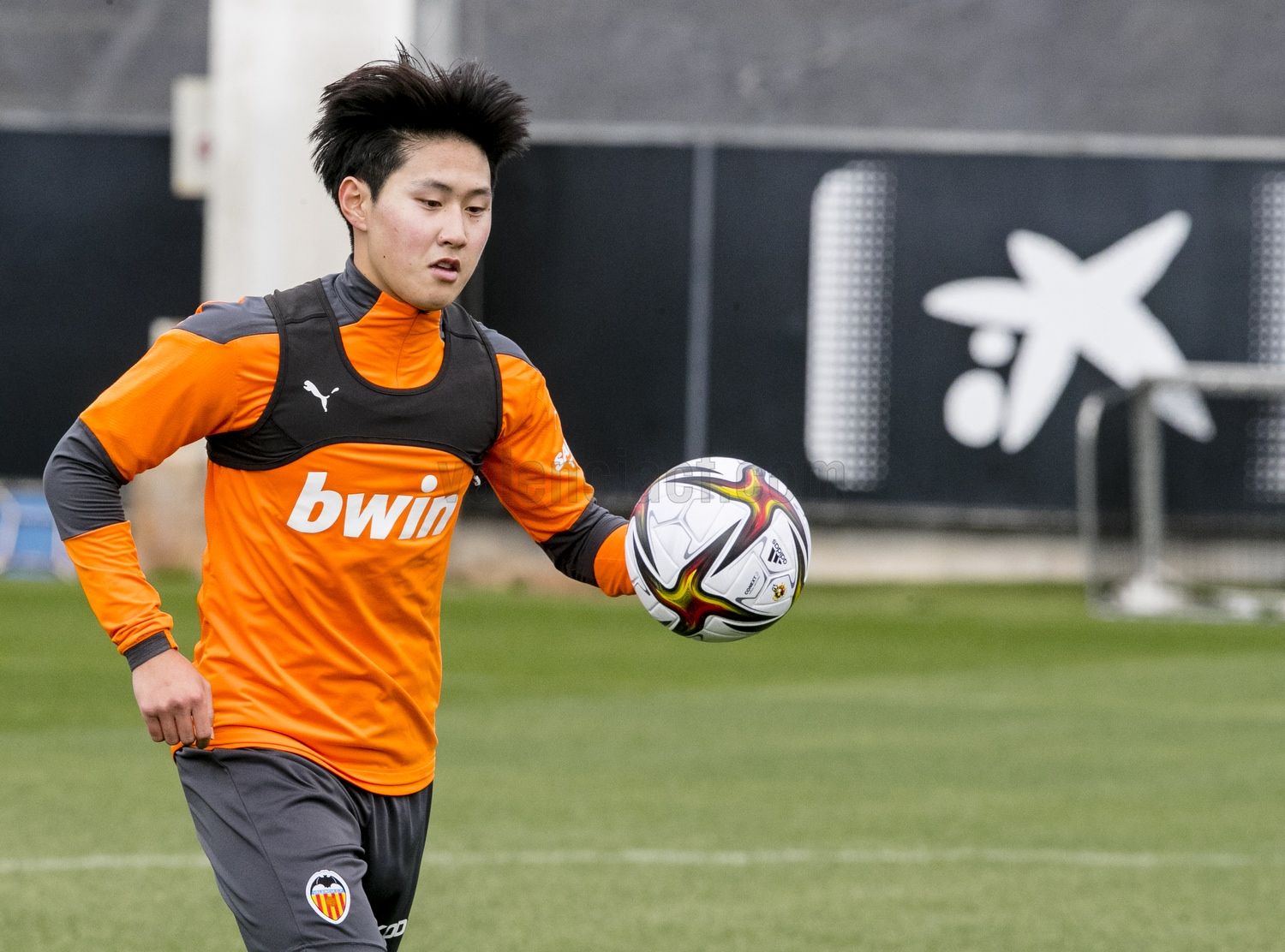 kangin lee valencia cf laliga