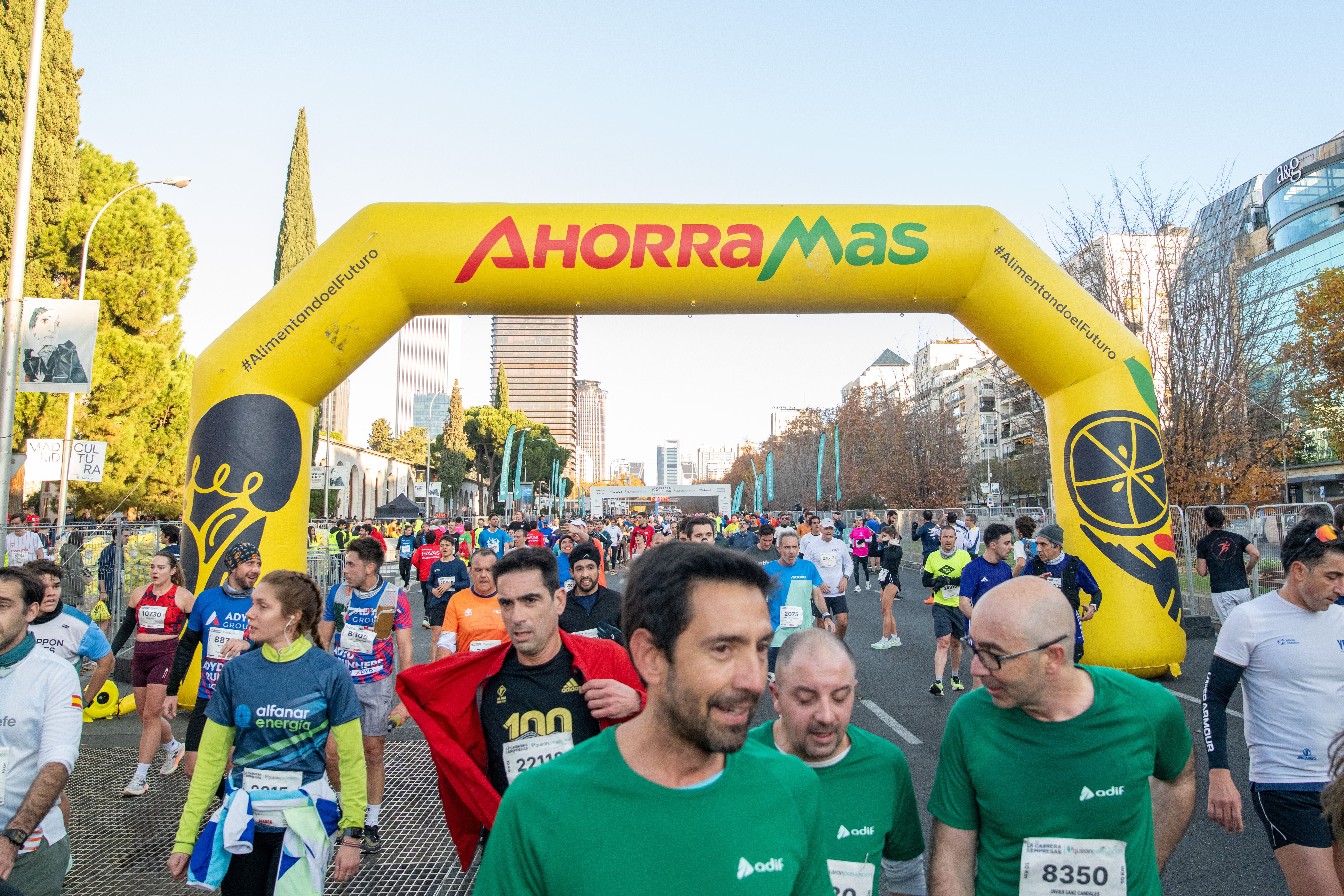La cadena de supermercados apoya a una treintena de carreras populares en España.
