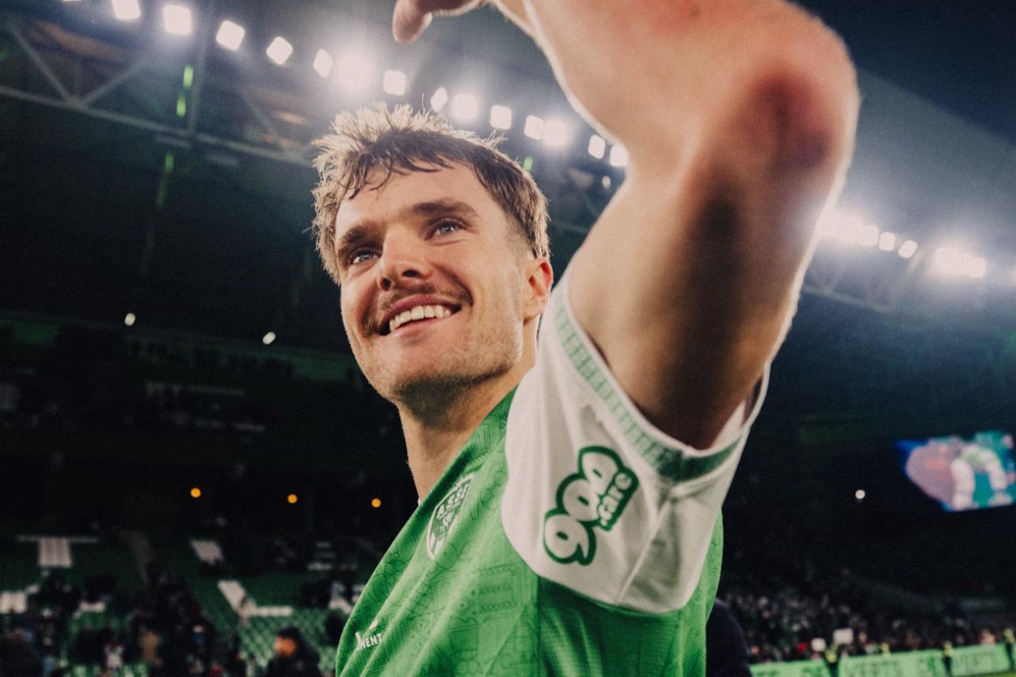 ASSE Saint Etienne 900 care patrocinador axila 2026