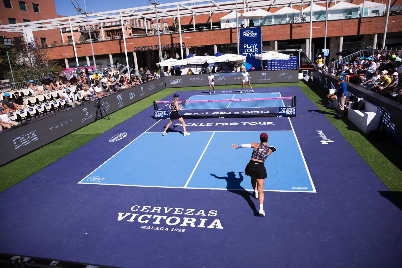 Cervezas Victoria x Pickle Pro Tour (2)