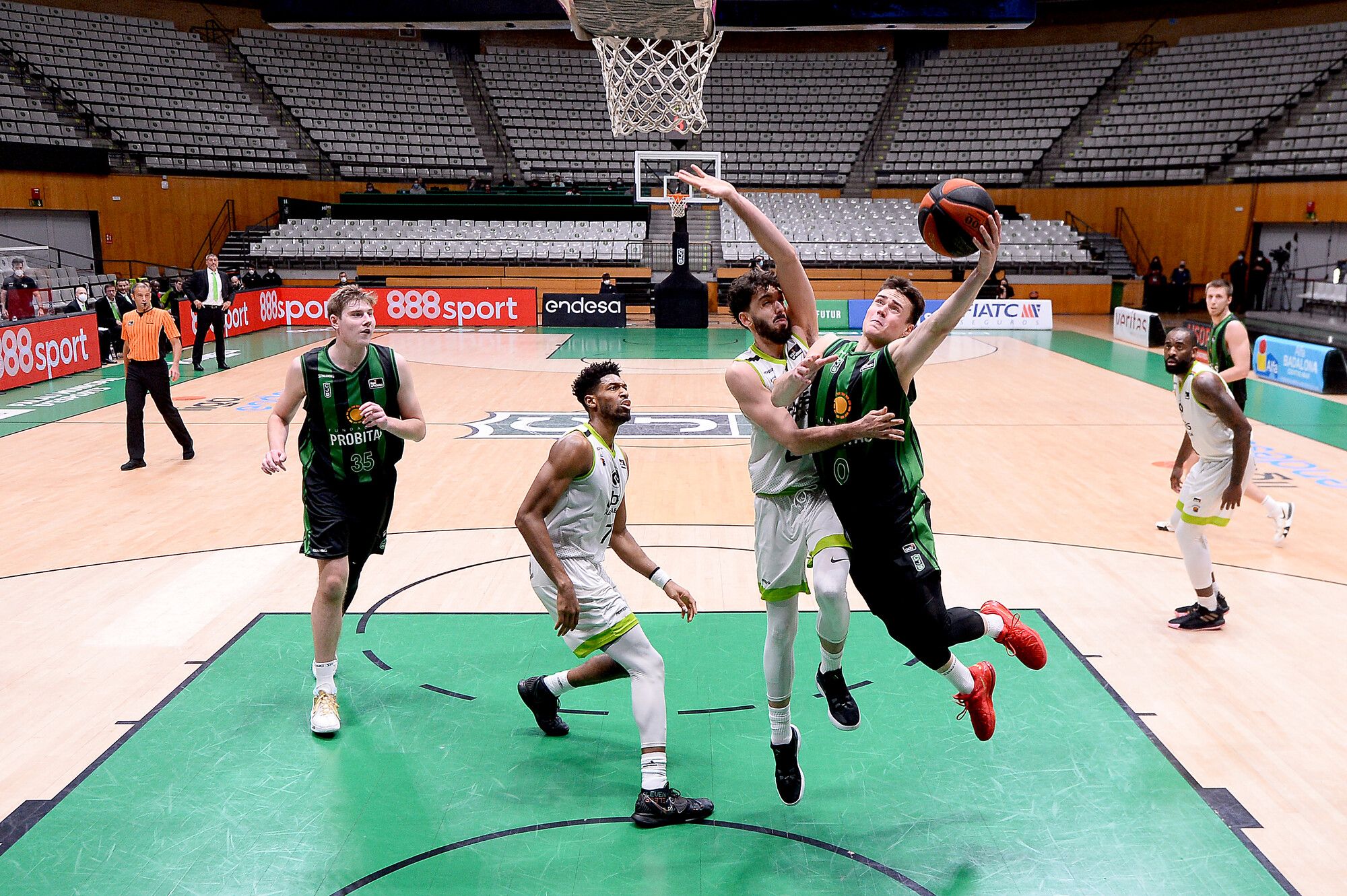 Joventut Badalona - Fuenlabrada. ACB Photo / D. Grau