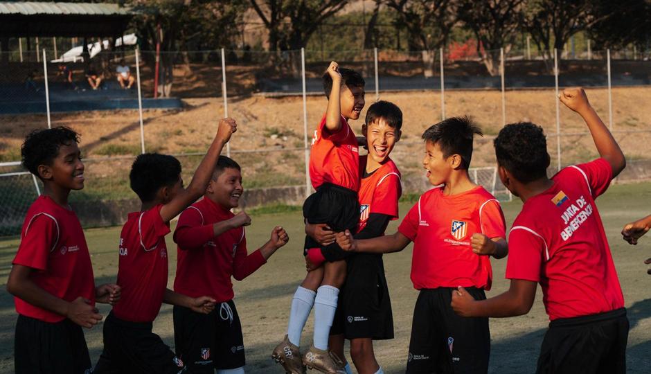 atletico madrid ecuador academias