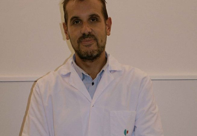 Dr. Vicente Carratalá, jefe del Servicio de Traumatología del Hospital Quirónsalud Valencia