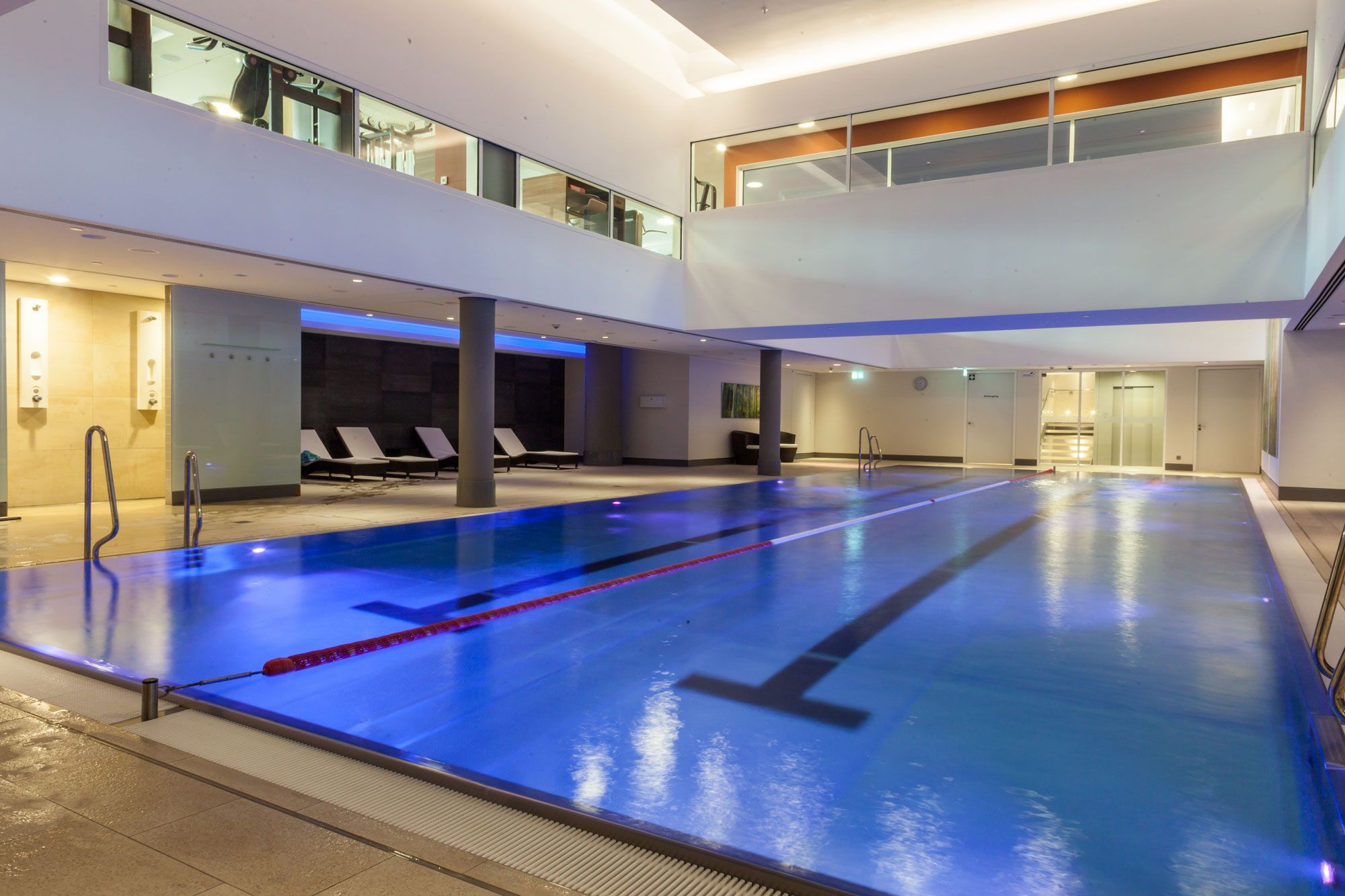 Piscina gimnasio Just Fit Alemania