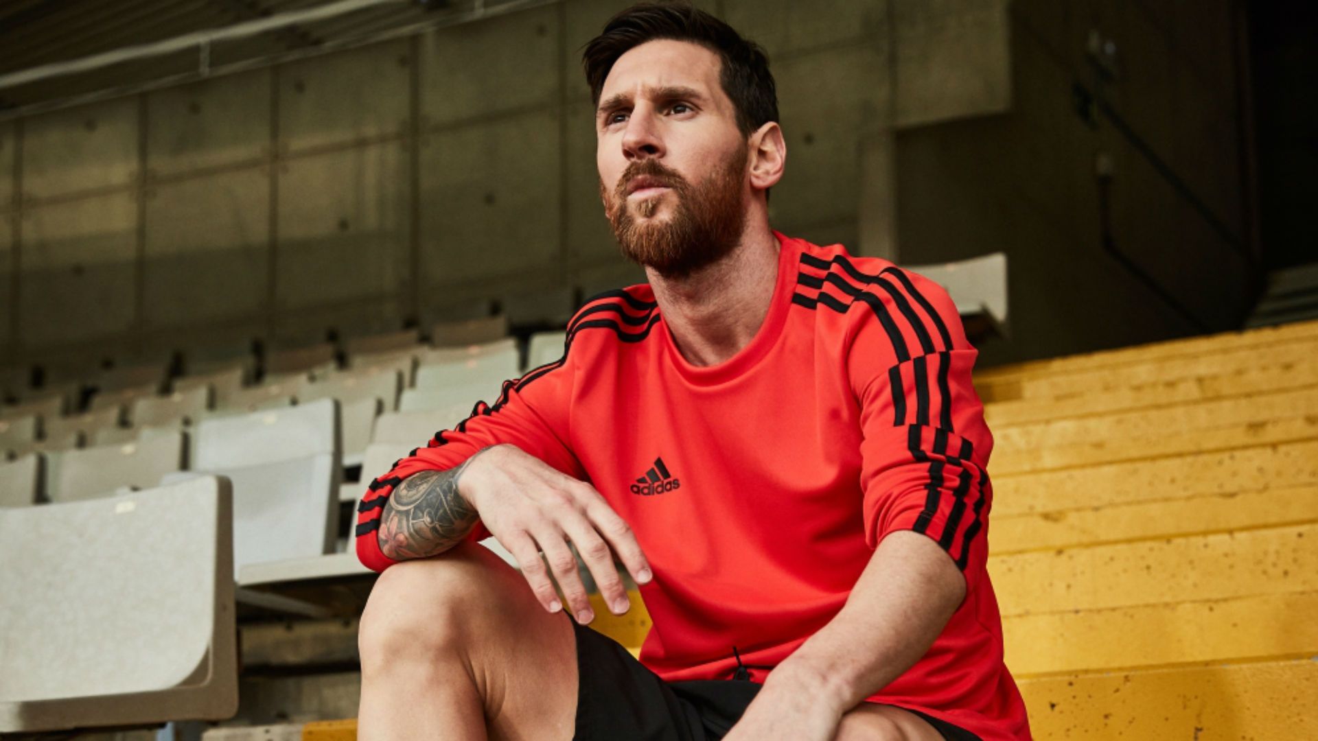 desde cuando adidas patrocina a messi