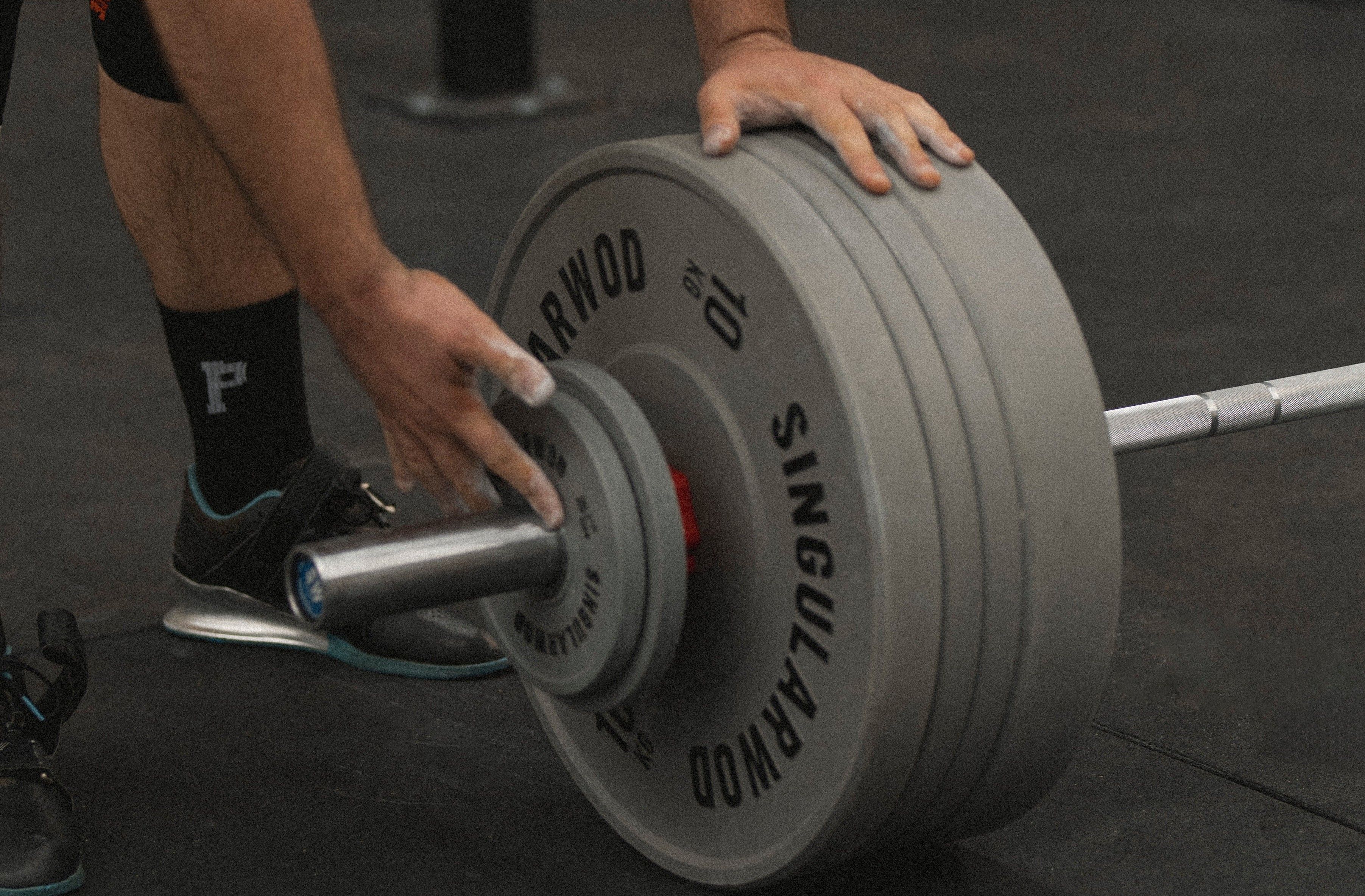 Los discos de peso de SINGULARWOD tienen un revestimiento pensado para favorecer su durabilidad