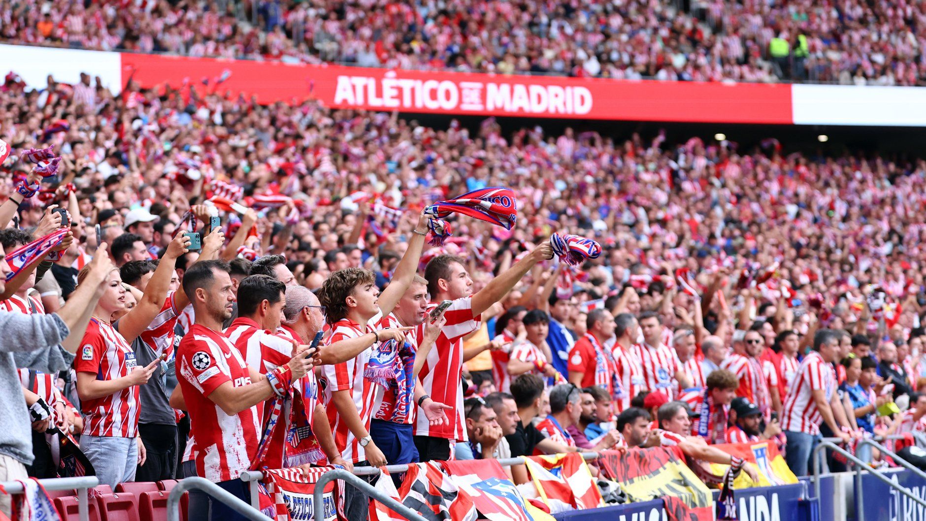 Atlético Madrid Aficion Metropolitano Abonados Asistencia