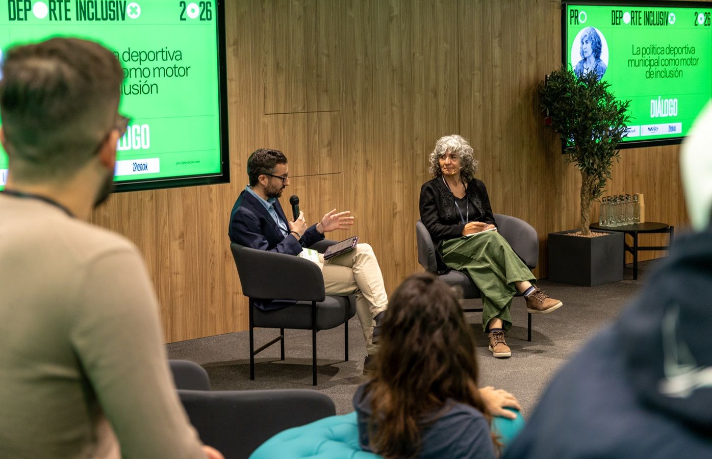 Foto diálogo Ayuntamiento de Barcelona PRO Deporte Inclusivo