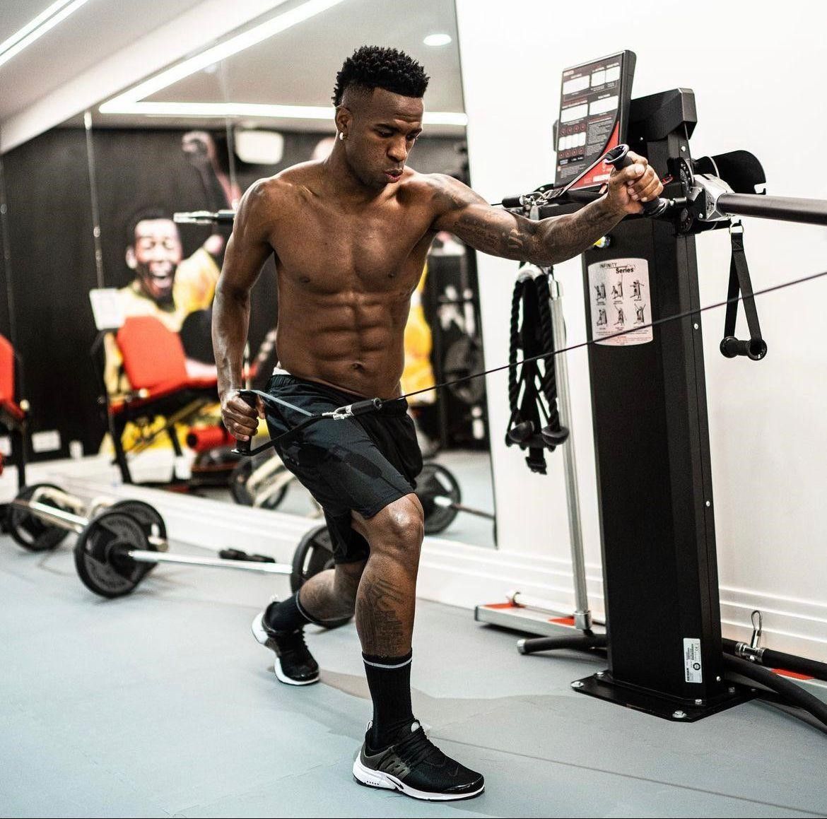 VINICIUS entrenamiento Keiser Real Madrid