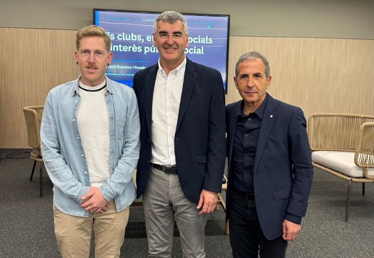 El II Congreso de Clubes de Natación de la ACNC reunió a un centenar de asistentes El II Congreso de Clubes de Natación de la ACNC reunió a un centenar de asistentes