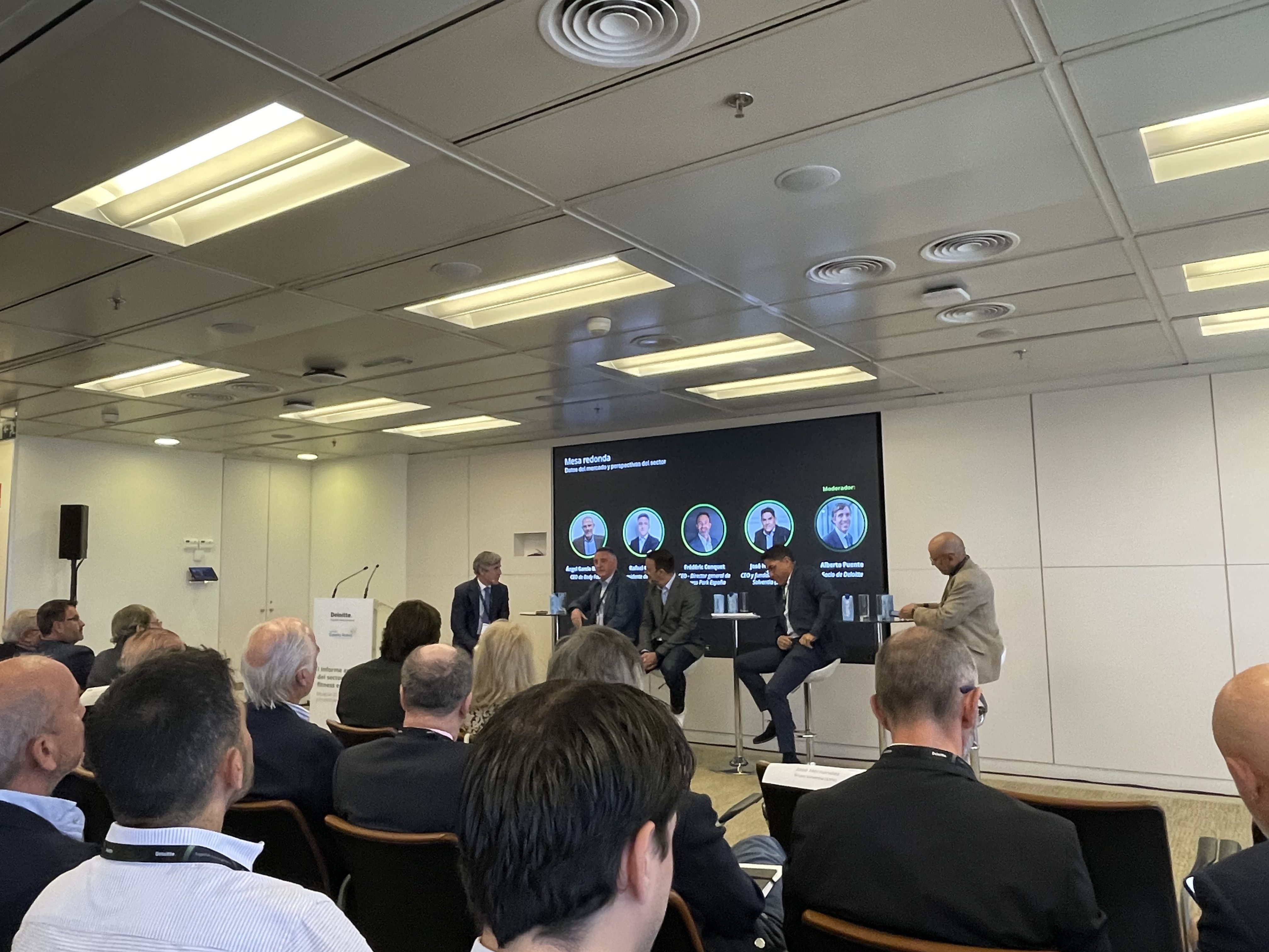 Presentación I Informe Anual del Sector Fitness en España - Deloitte Fneid 