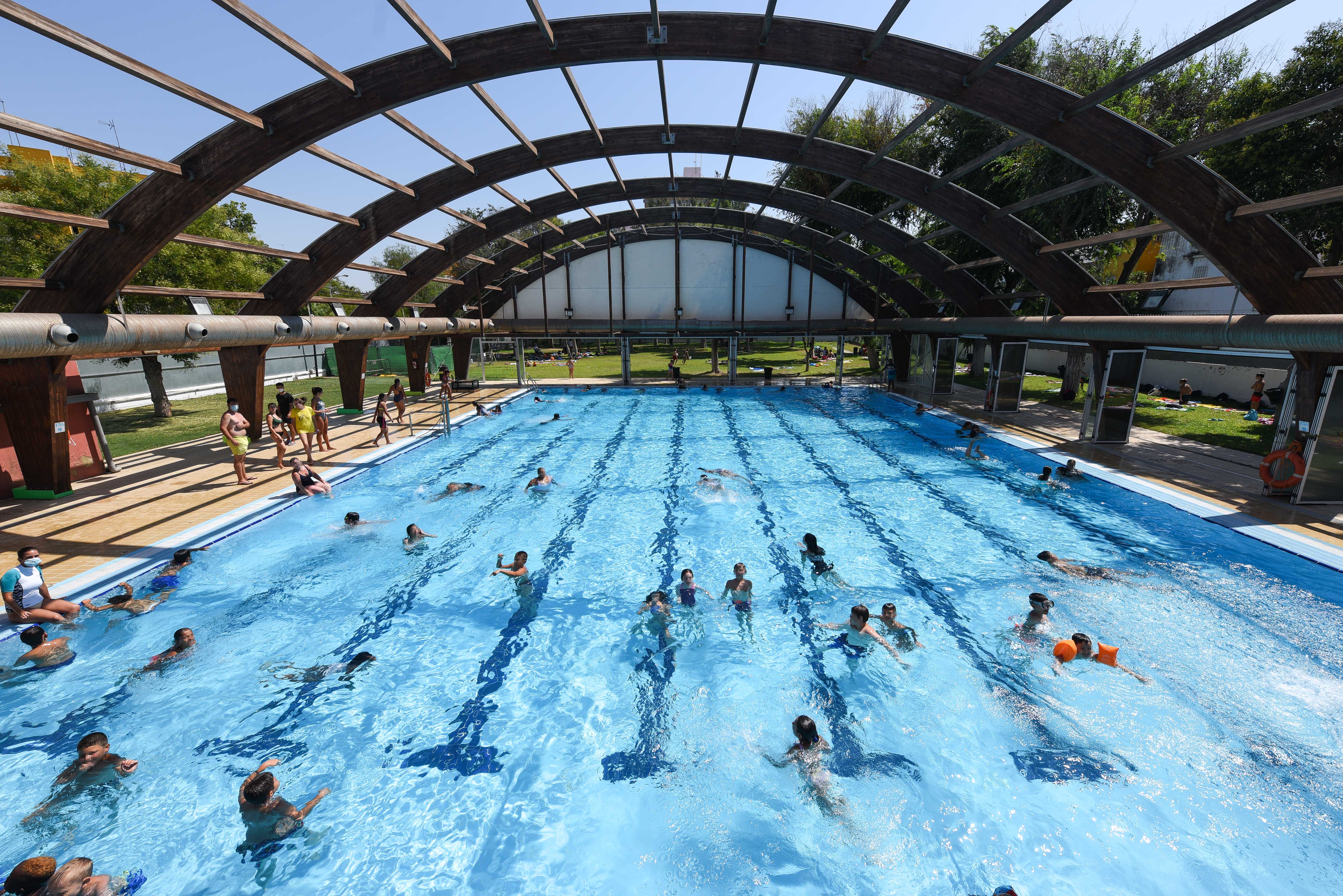 piscina centro deportivo municipal rochelambert Sevilla