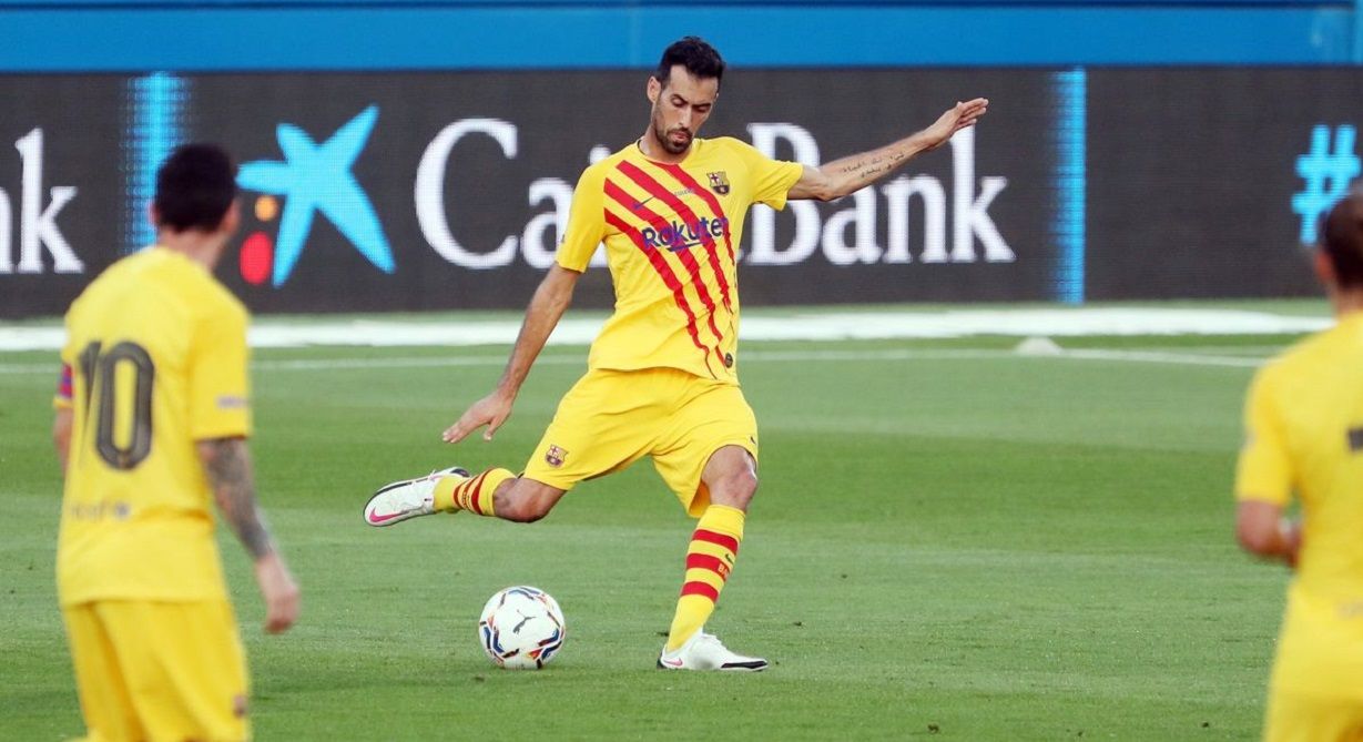 Sergio Busquets y CaixaBank. Foto: Miguel Ruiz (FC Barcelona)