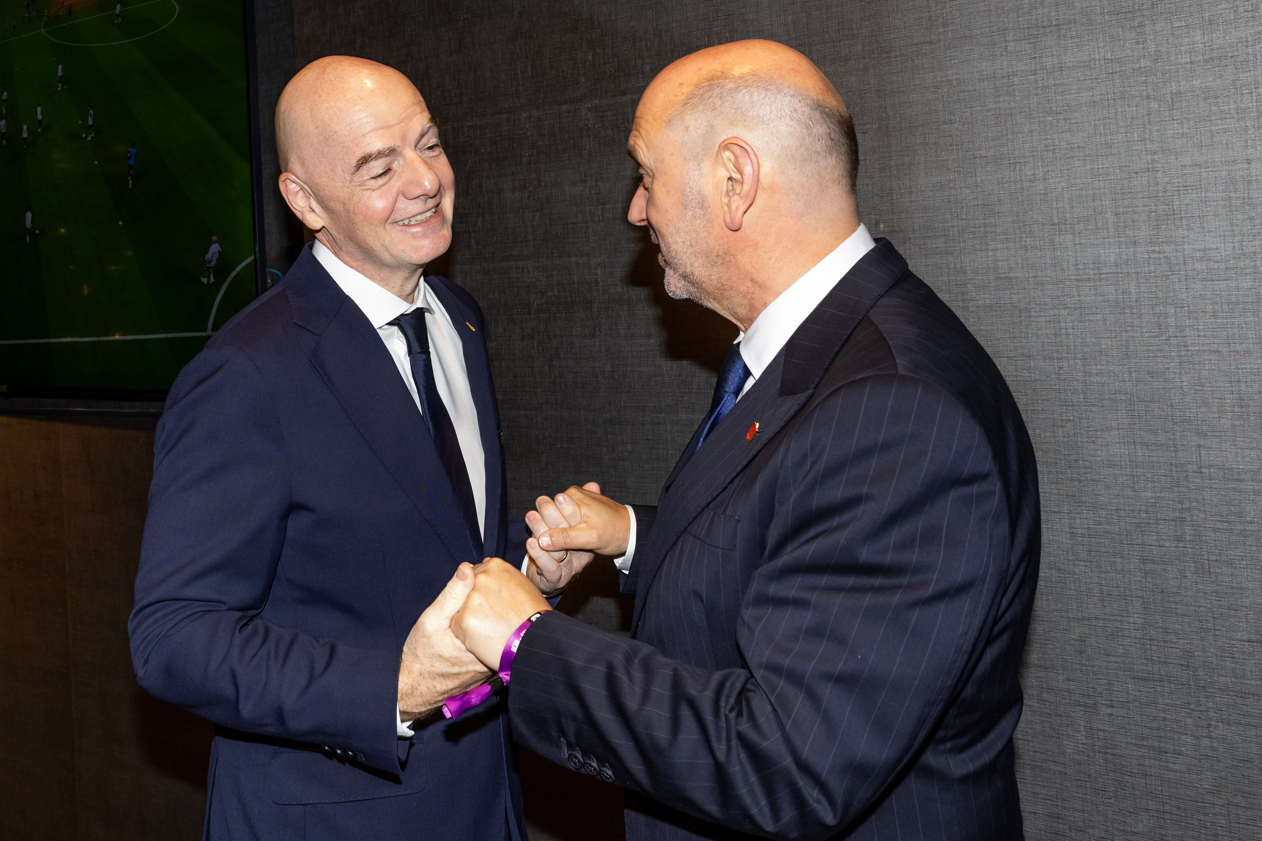 RFEF FIFA Louzan Infantino Mundial 2026 saludo