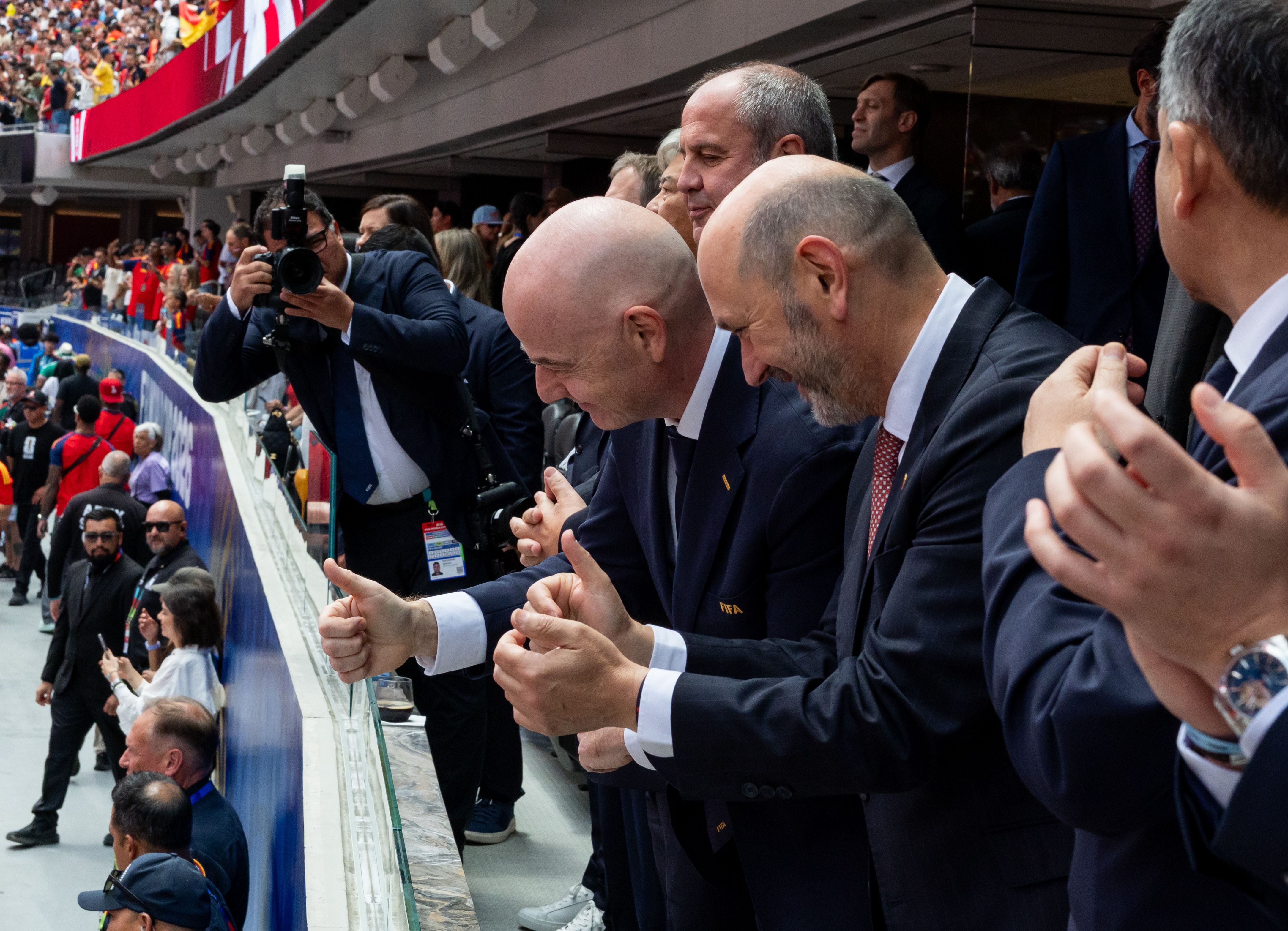 FIFA RFEF Infantino Louzán Presidente Mundial OK 2026