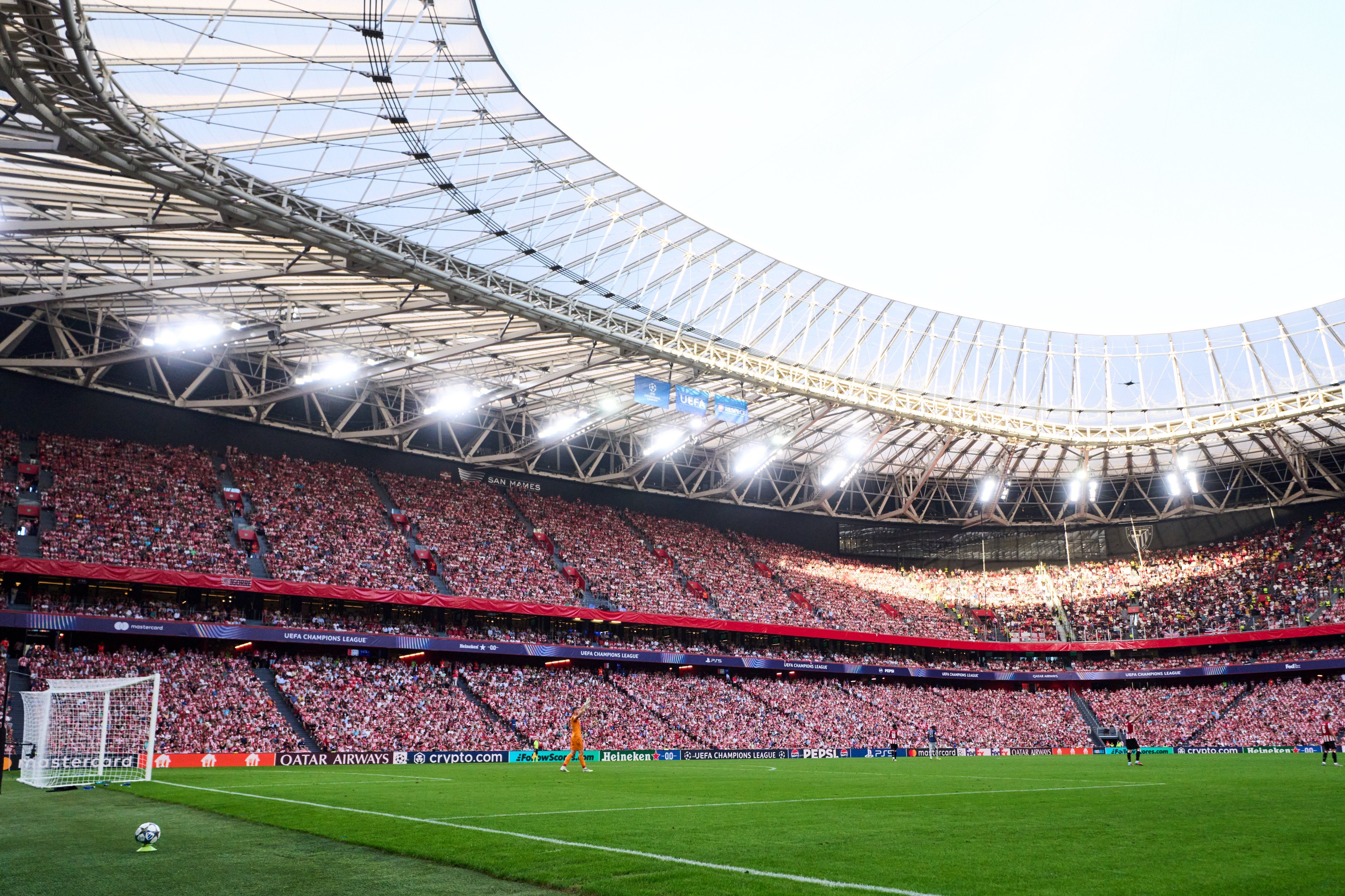 Athletic Club San Mames Estadio Champions UEFA Patrocinadores Qatar Airways JustEat Crypto Heineken Pepsi 2026 2027
