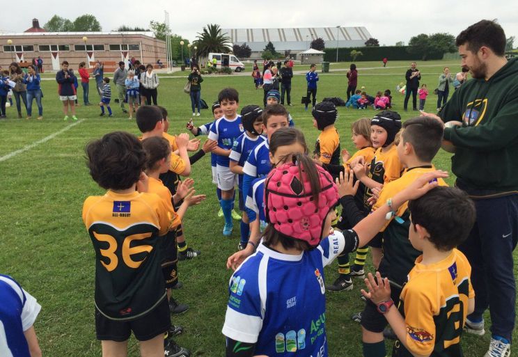 rugby pasillo niños