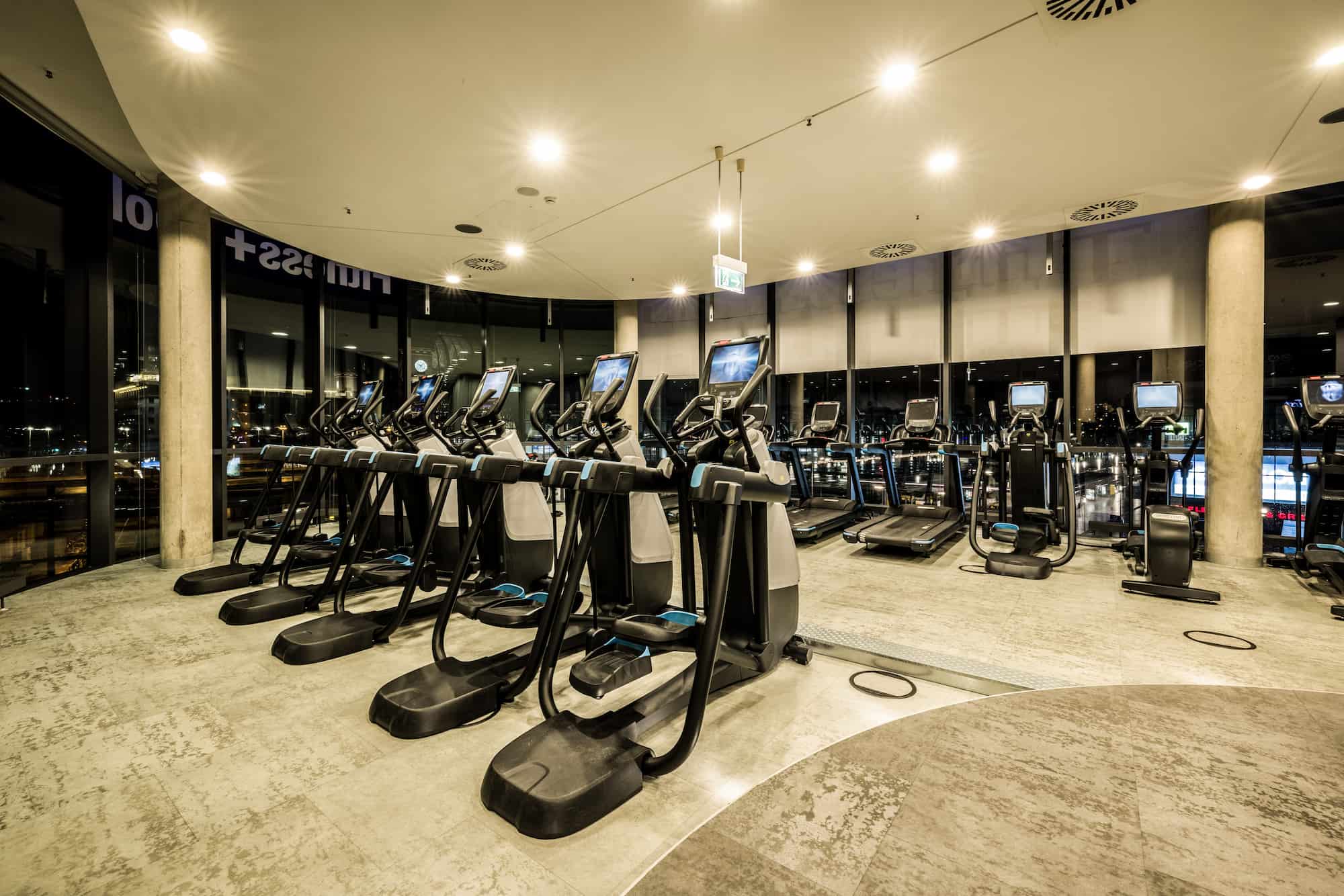 fitness first fitness studio gimnasio LifeFit Group