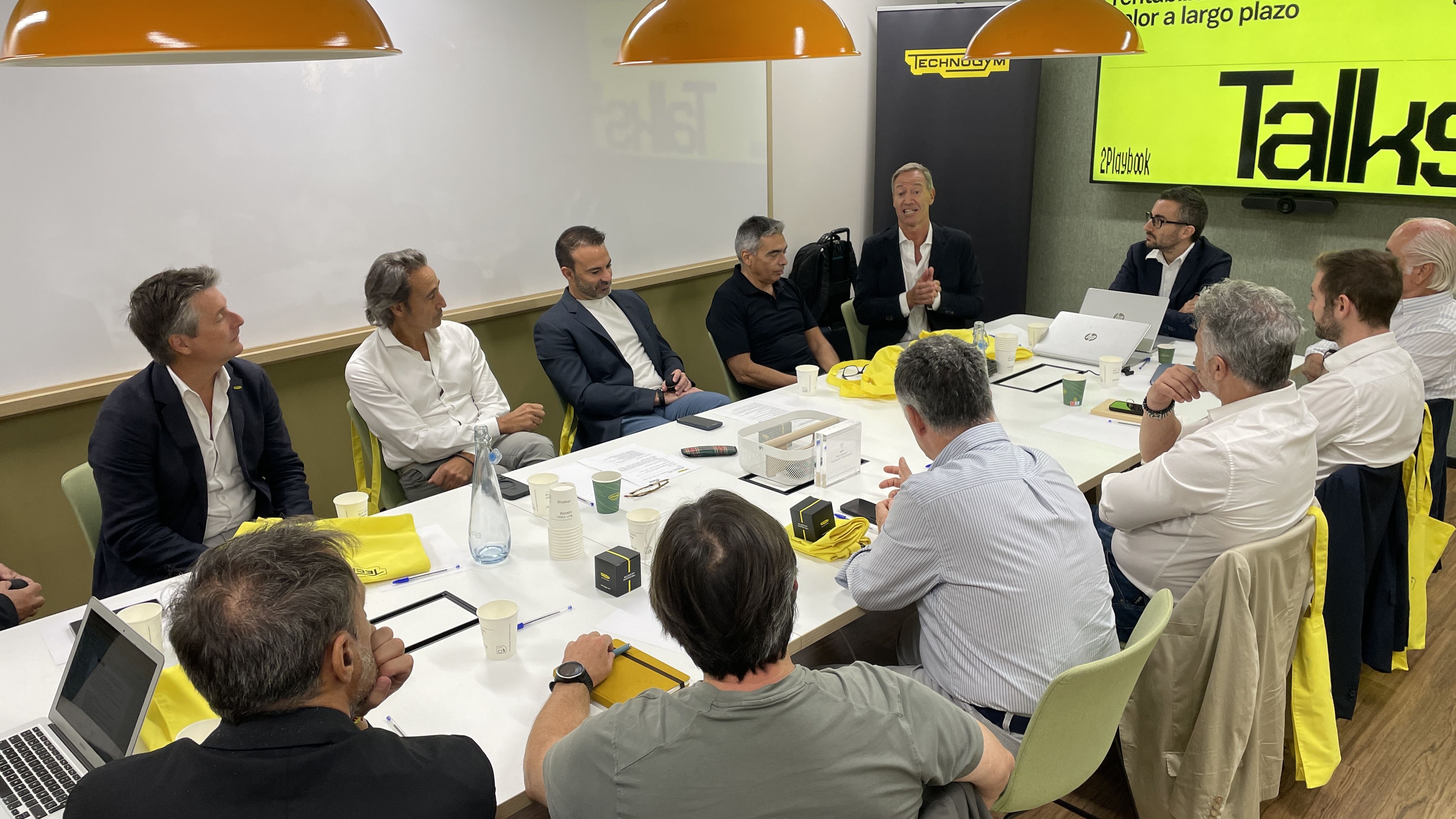 Protagonistas durante el debate 2Playbook Talks.